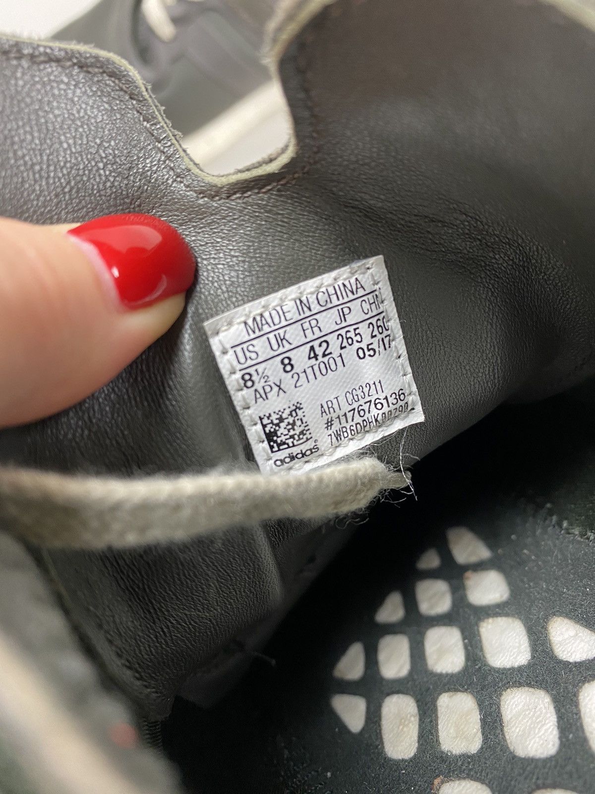 Yohji Yamamoto Y-3 Yohji Run Adidas Yohji Yamamoto men’s sneakers shoes Size US 8.5 / EU 41-42 - 17 Thumbnail