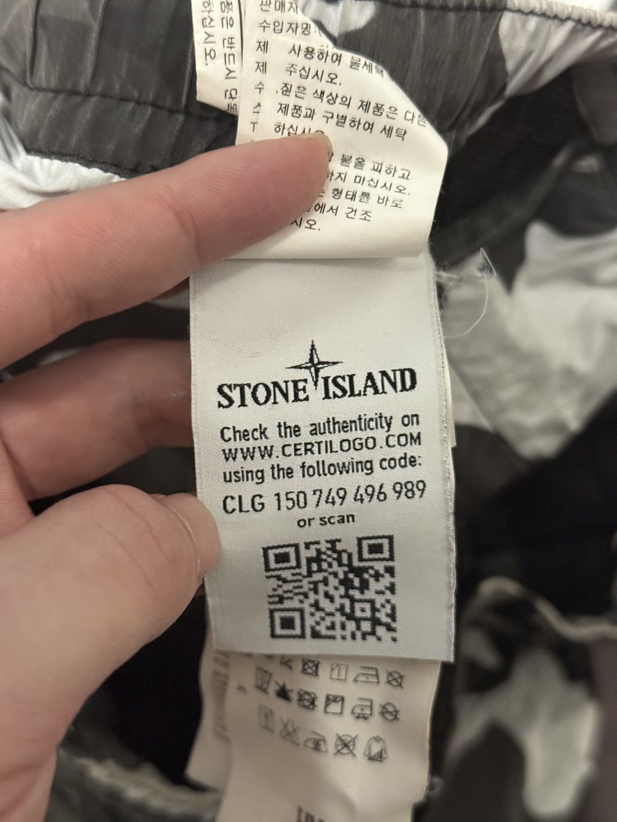 Stone Island Supreme stone island fw16 track nylon pant snow camo xL size Size US 32 / EU 48 - 8 Thumbnail