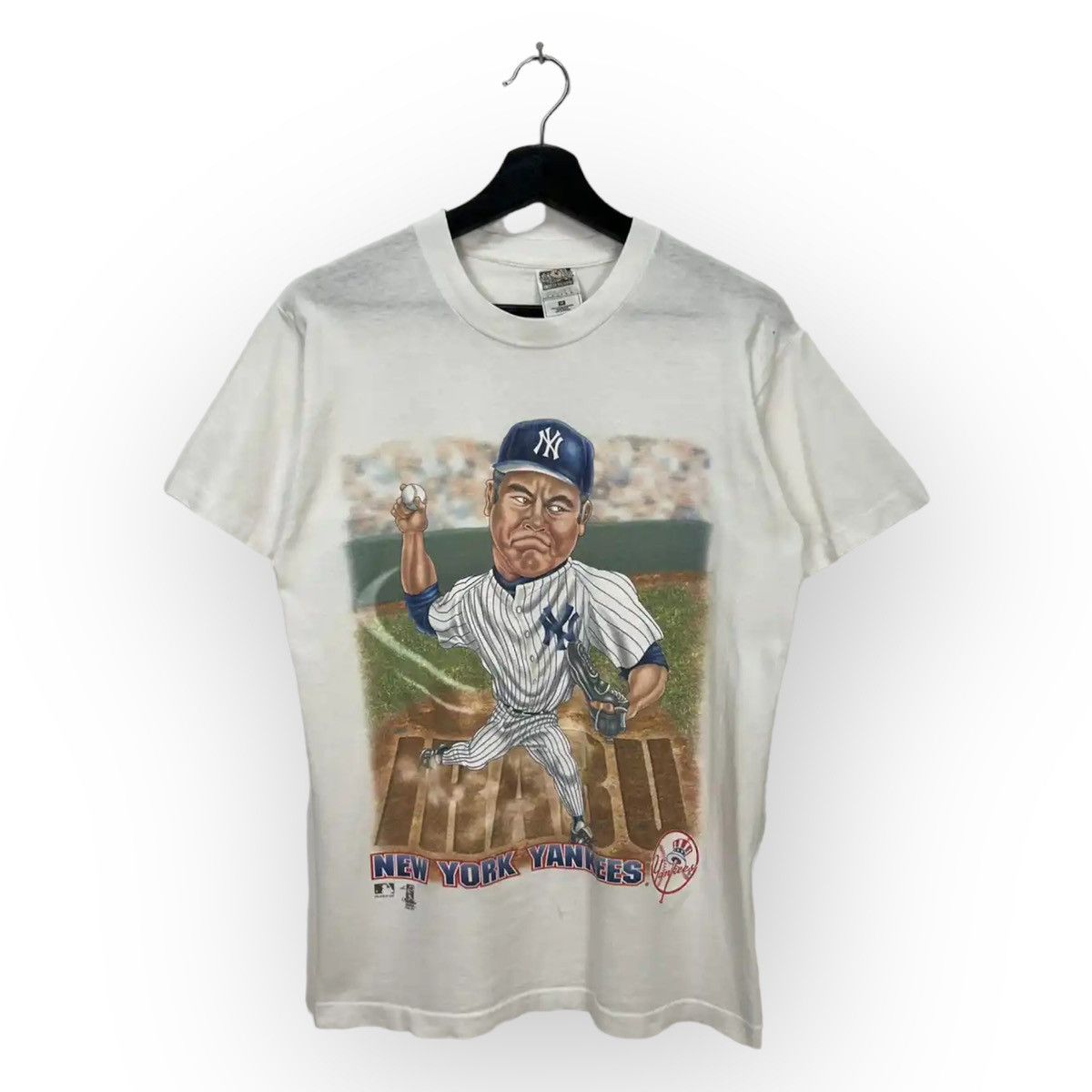 image of Mlb x New York Yankees Vintage New York Yankees Major League Baseball Tee in White (Size Medium)