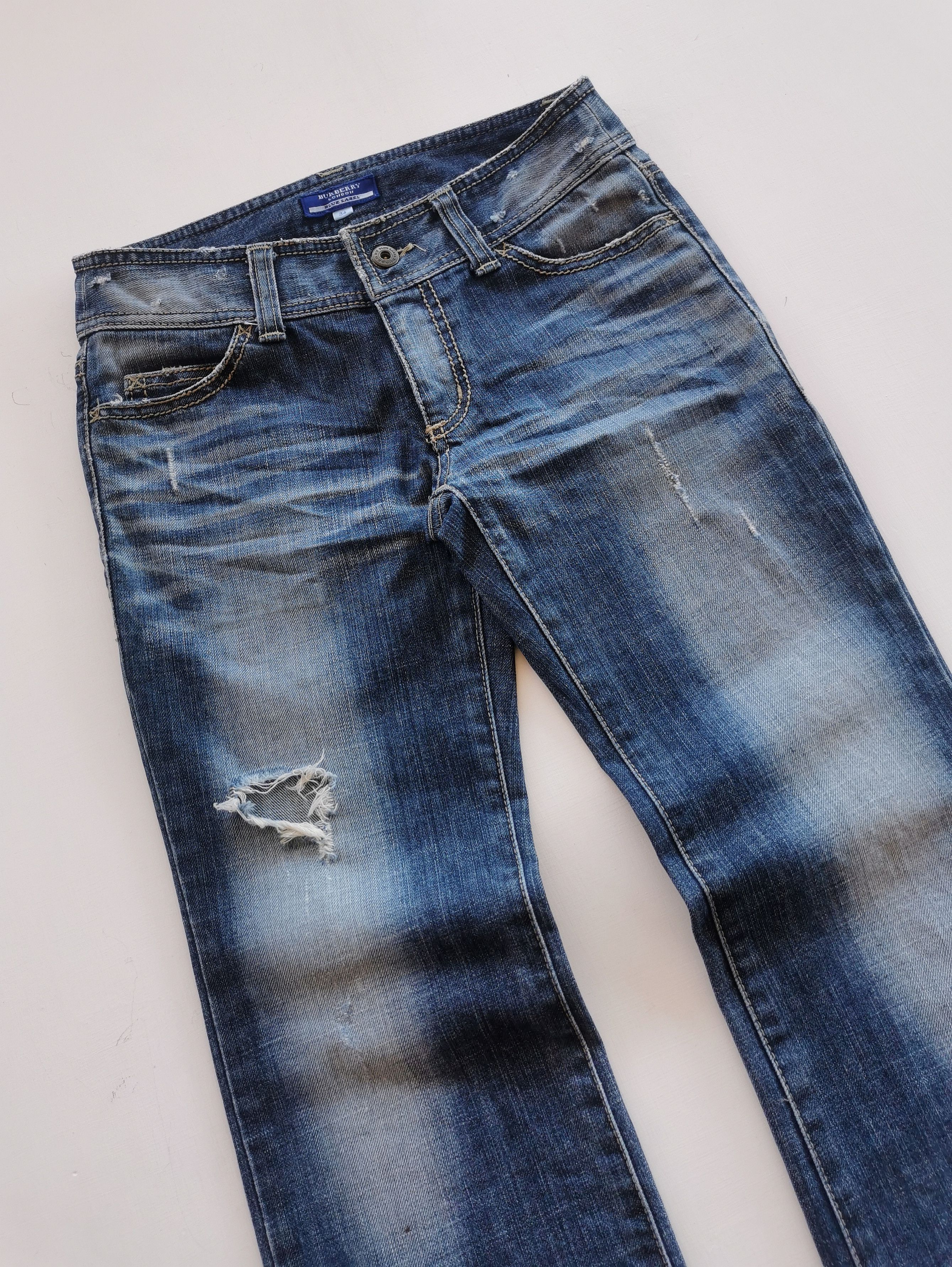 Burberry luxury burberry london blue label flared jeans Size 28" / US 6 / IT 42 - 6 Thumbnail
