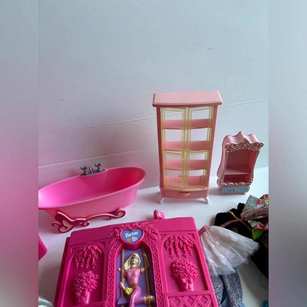 Designer Bundle of Barbies, Barbie Clothes, and Furniture Size ONE SIZE - 8 Thumbnail