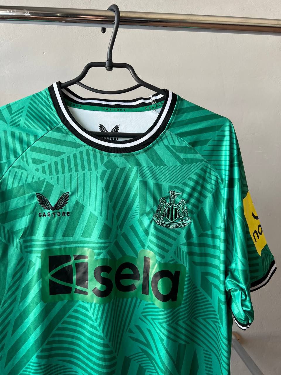 Castore 2023/24 NEWCASTLE UNITED #39 BRUNO G. SOCCER FOOTBALL SHIRT Size US XL / EU 56 / 4 - 6 Thumbnail