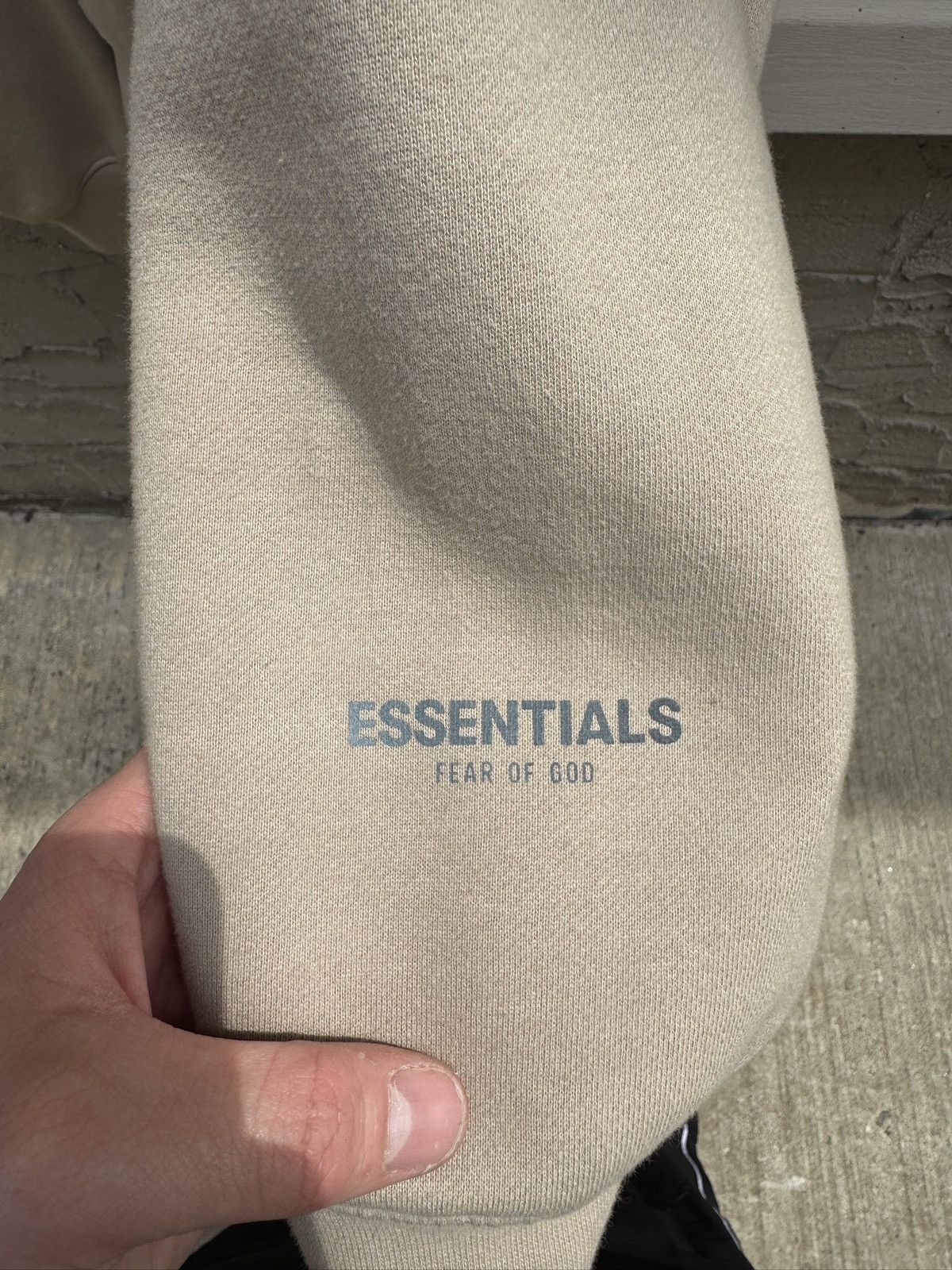Fear of God Fear of God Essentials Core Collection Tan string Crewneck Size US S / EU 44-46 / 1 - 3 Thumbnail