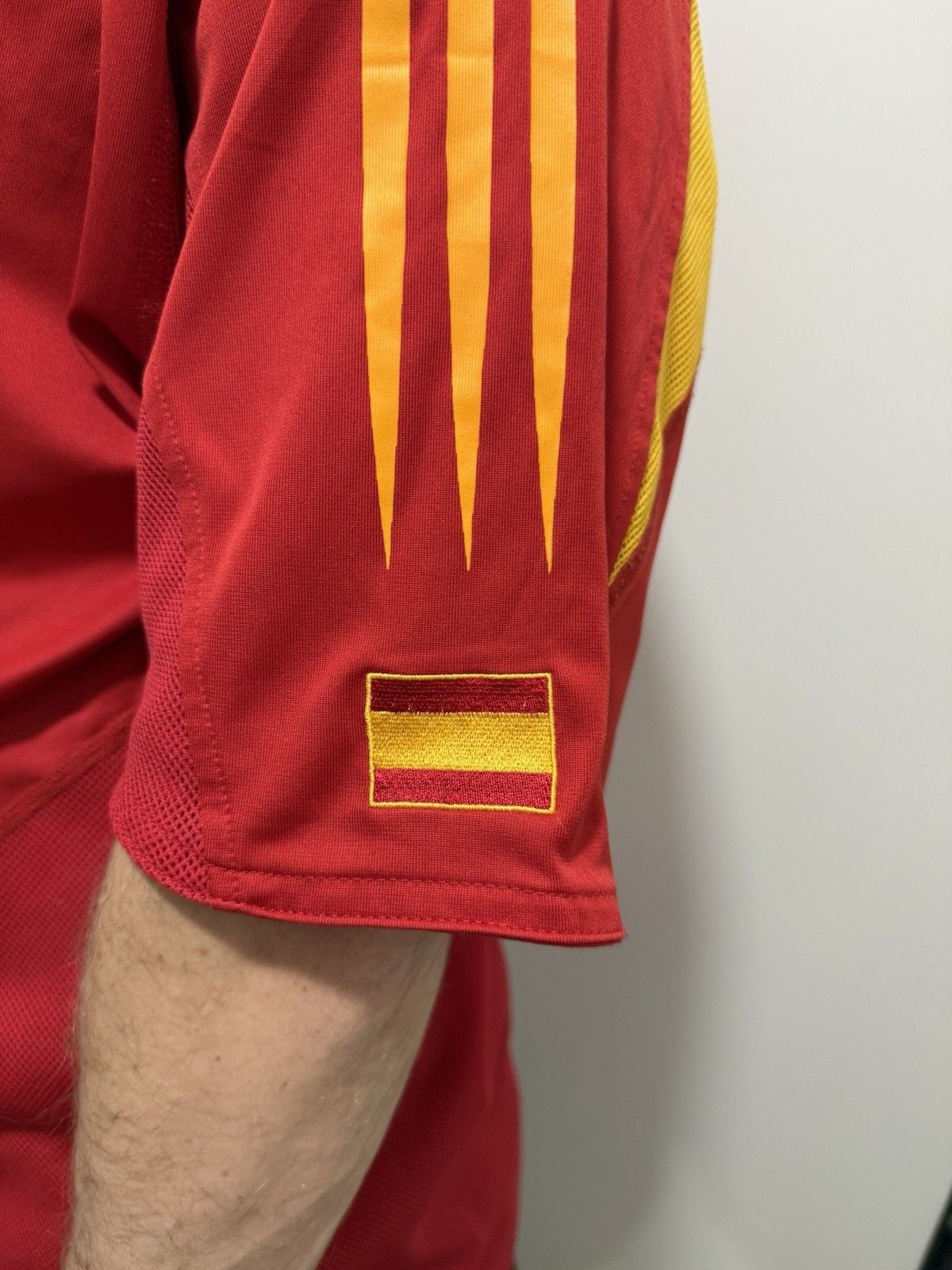 Adidas Spain National 2003 2004 2005 Home Football Soccer Jersey Size US L / EU 52-54 / 3 - 9 Thumbnail