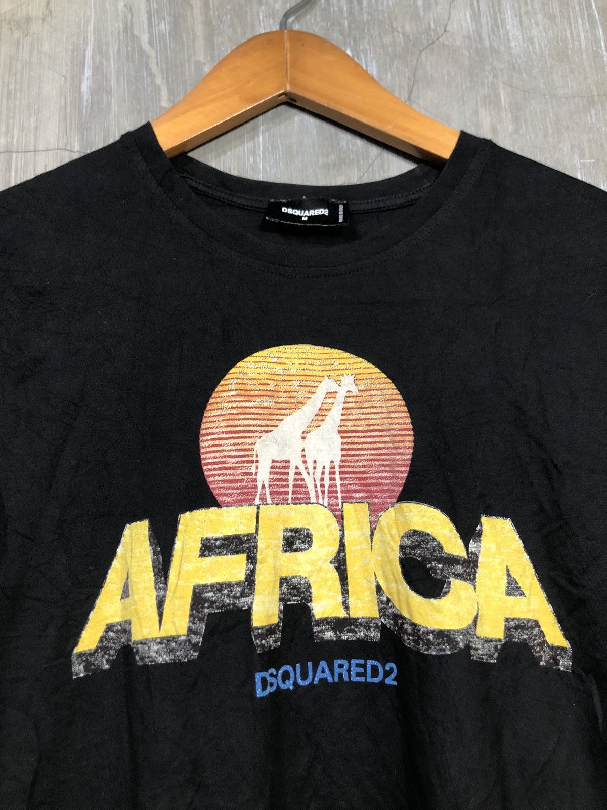 Dsquared2 × Vintage Dsquared2 Africa Black T-Shirt Size M / US 6-8 / IT 42-44 - 3 Thumbnail