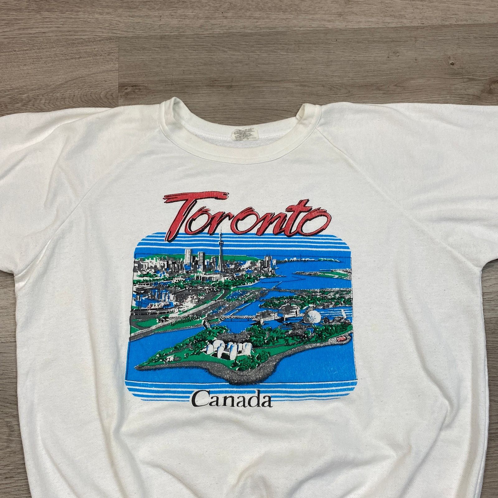 Vintage VTG 80s Toronto Canada Skyline Crew Sweatshirt Men's XL Size US XL / EU 56 / 4 - 2 Thumbnail