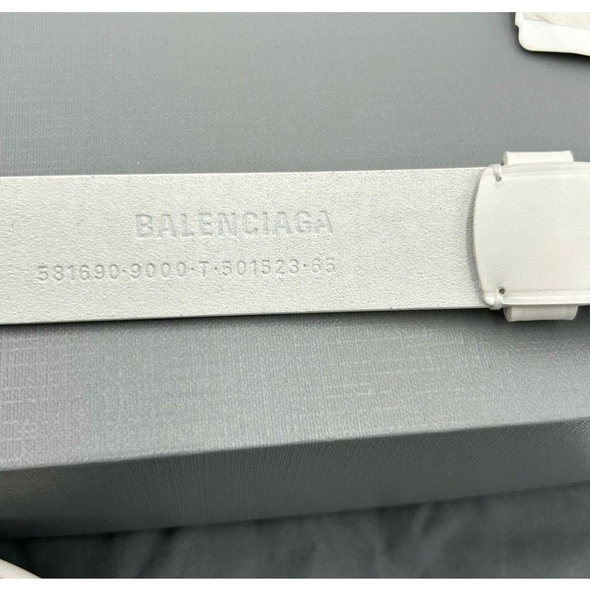 Balenciaga Women's Balenciaga BB white leather belt size 65 cm/26 in Size ONE SIZE - 7 Thumbnail
