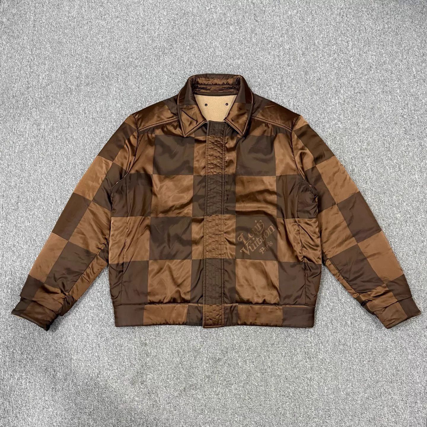 Louis Vuitton LV Khaki Embroidered Logo Double-Sided Cotton Jacket 50 99N Size US M / EU 48-50 / 2 - 2 Thumbnail
