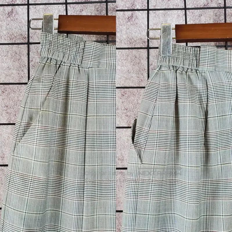 Dior Dior Light Gray Wool Midi Skirt . Size 23" - 3 Thumbnail