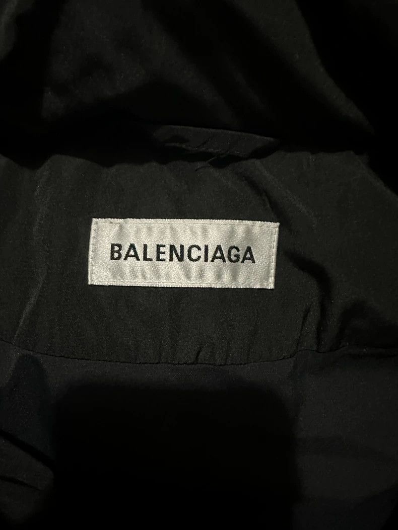 Balenciaga Balenciaga size 34 Profile collar lock printed down jacket Size US M / EU 48-50 / 2 - 7 Thumbnail