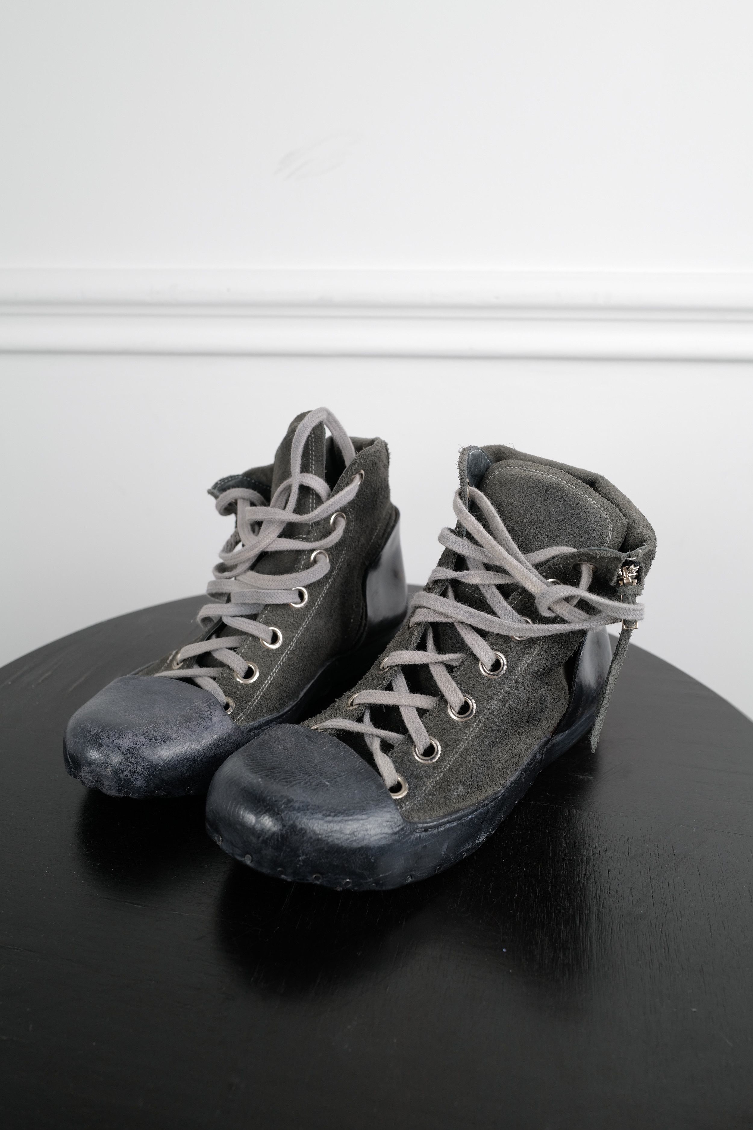 Individual Sentiments HI-TOP BOOTS HANDCRAFTED Size US 9 / IT 39 - 2 Thumbnail