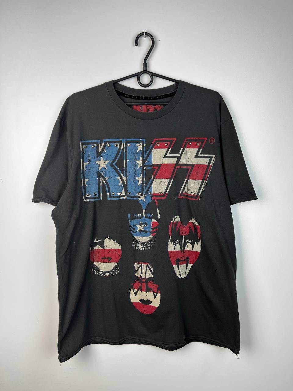 Band Tees Kiss band vintage t-shirts size XL Size US XL / EU 56 / 4 - 1 Thumbnail