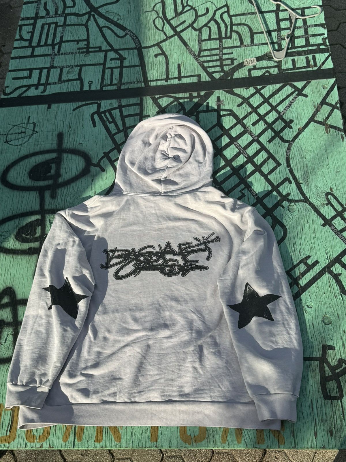 image of Basketcase Gallery 1Of1 Basketcase Popup Hoodie in White, Men's (Size XL)