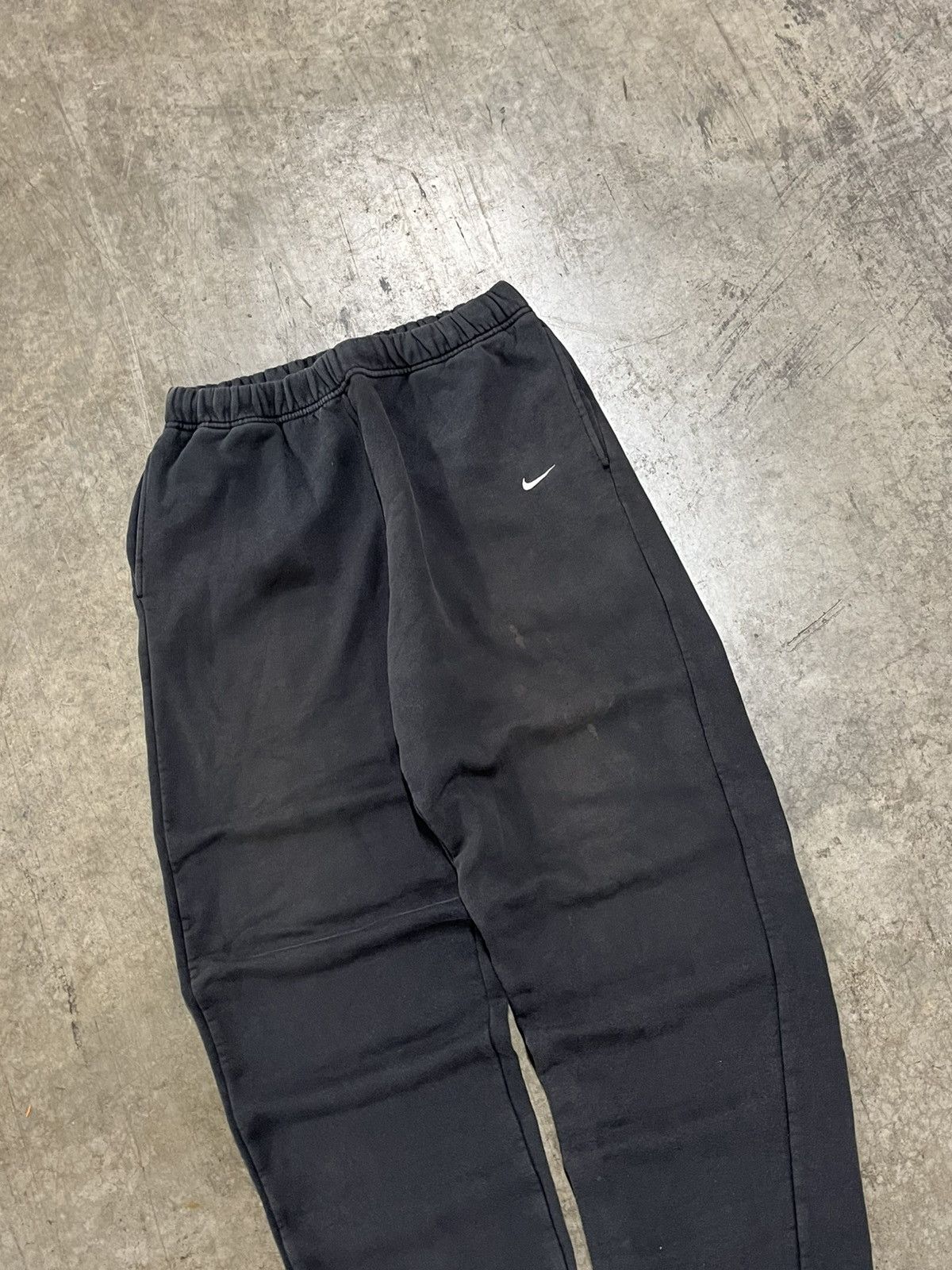 Nike × Vintage Nike sweatpants baggy fit y2k essential black pair hype Size US 30 / EU 46 - 3 Thumbnail