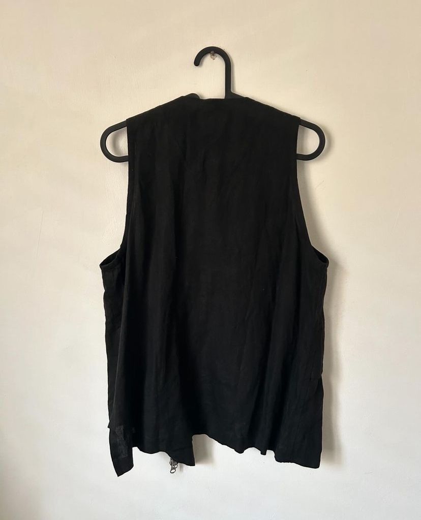 If Six Was Nine × Japanese Brand × Le Grande Bleu (L.G.B.) Pour deux e*ffect asymmetric linen cargo vest Size US S / EU 44-46 / 1 - 4 Thumbnail