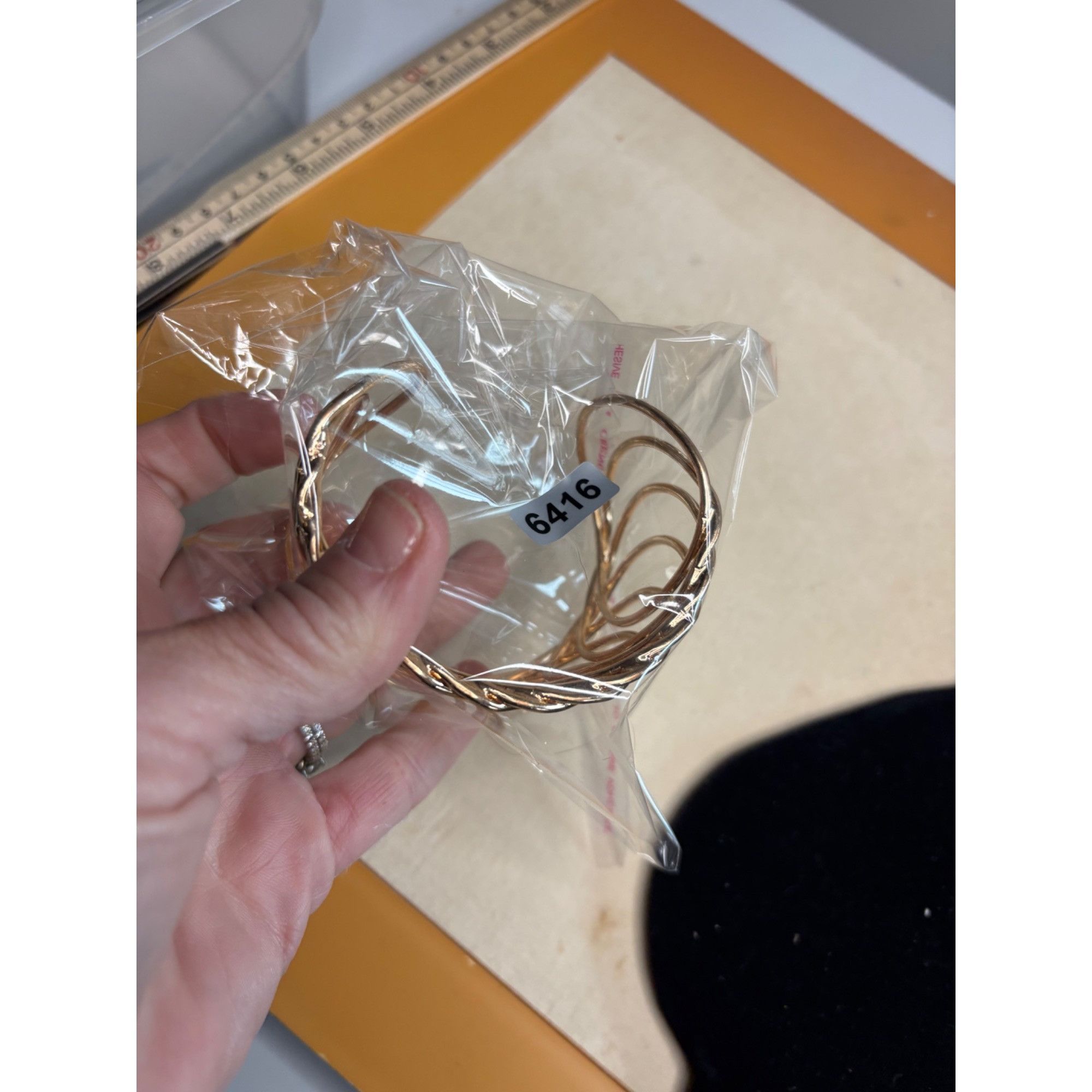 Other Vintage Gold-Toned Openwork Cuff Bracelet With Twisted Wire Size ONE SIZE - 3 Thumbnail