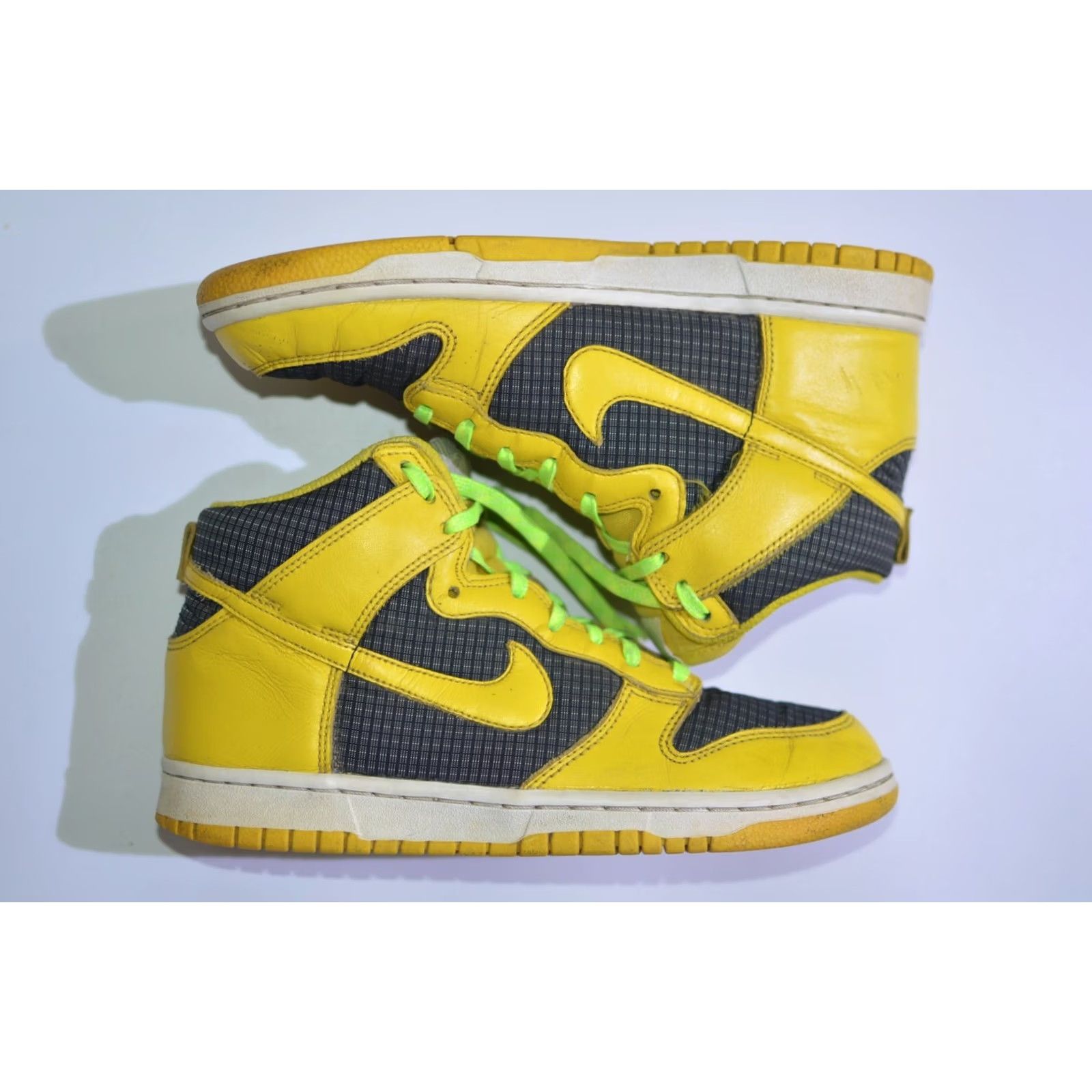 Nike VINTAGE Nike Wmns Dunk High Black Speed Yellow 325203-008 Size US 7.5 Women Sneaker Nike Dunk High Shoes Yellow 90s Womens Size US 9 / IT 39 - 6 Thumbnail