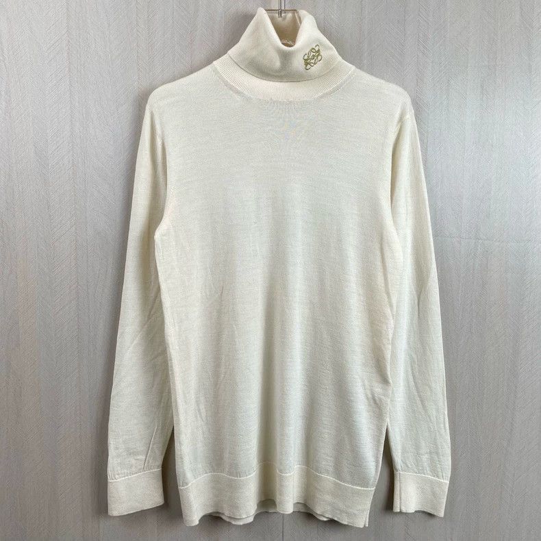 Other Loewe High Neck Embroidered Cashmere Sweater Size US S / EU 44-46 / 1 - 1 Thumbnail
