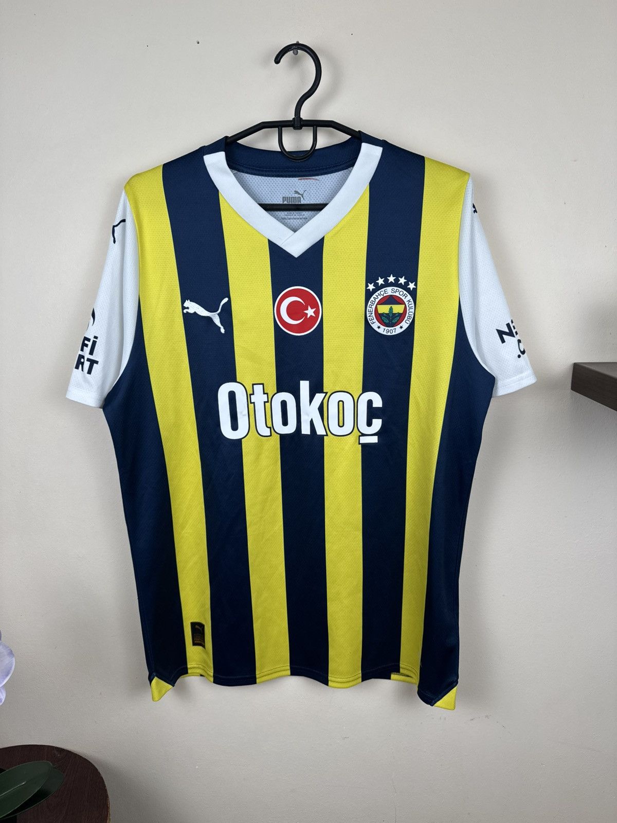Puma Fenerbahce 2023 2024 Jersey Puma Home Kit Football Soccer M Size US M / EU 48-50 / 2 - 3 Thumbnail