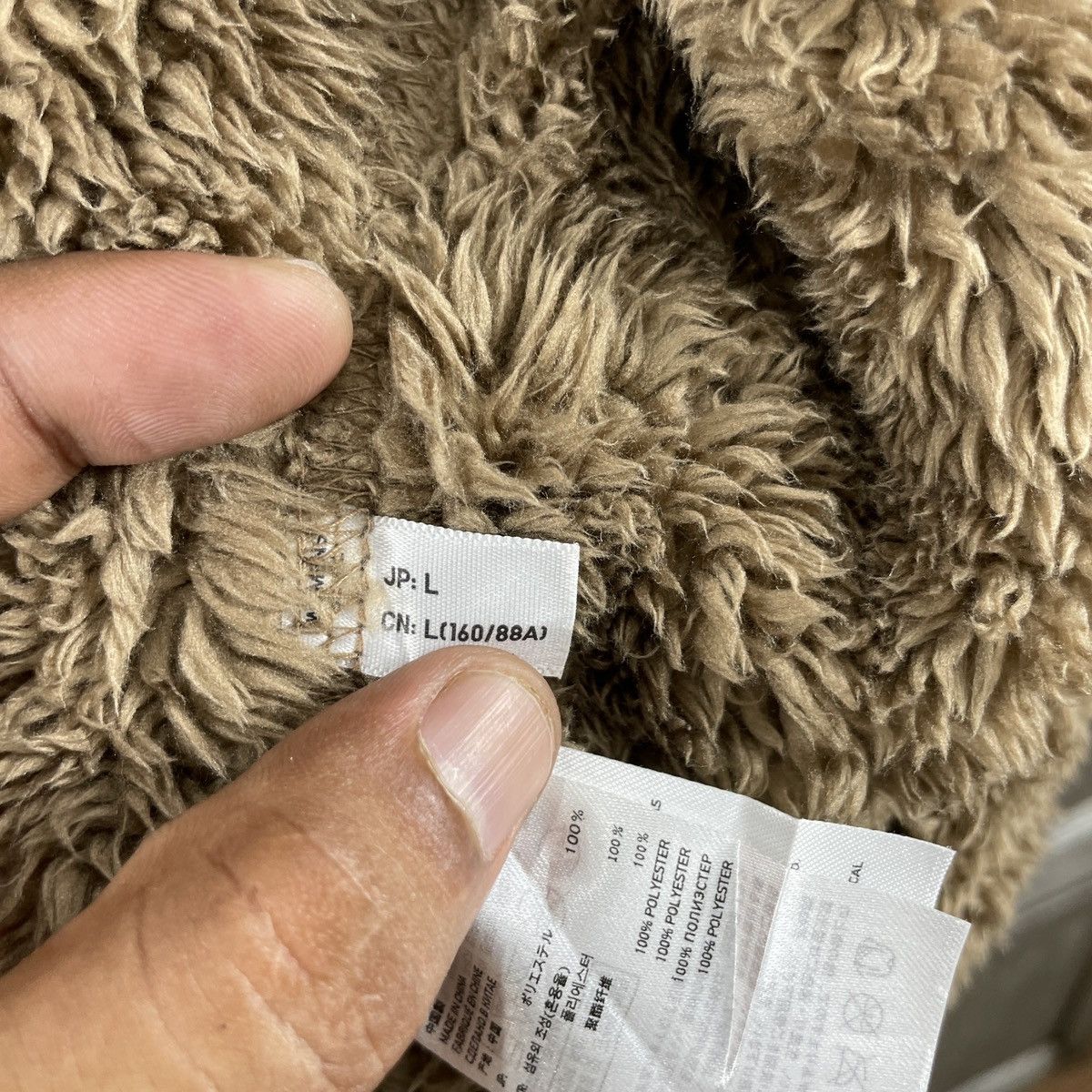 Japanese Brand × Uniqlo × Vintage Vintage Uniqlo Sherpa Hoodie Jacket Size L / US 10 / IT 46 - 7 Thumbnail