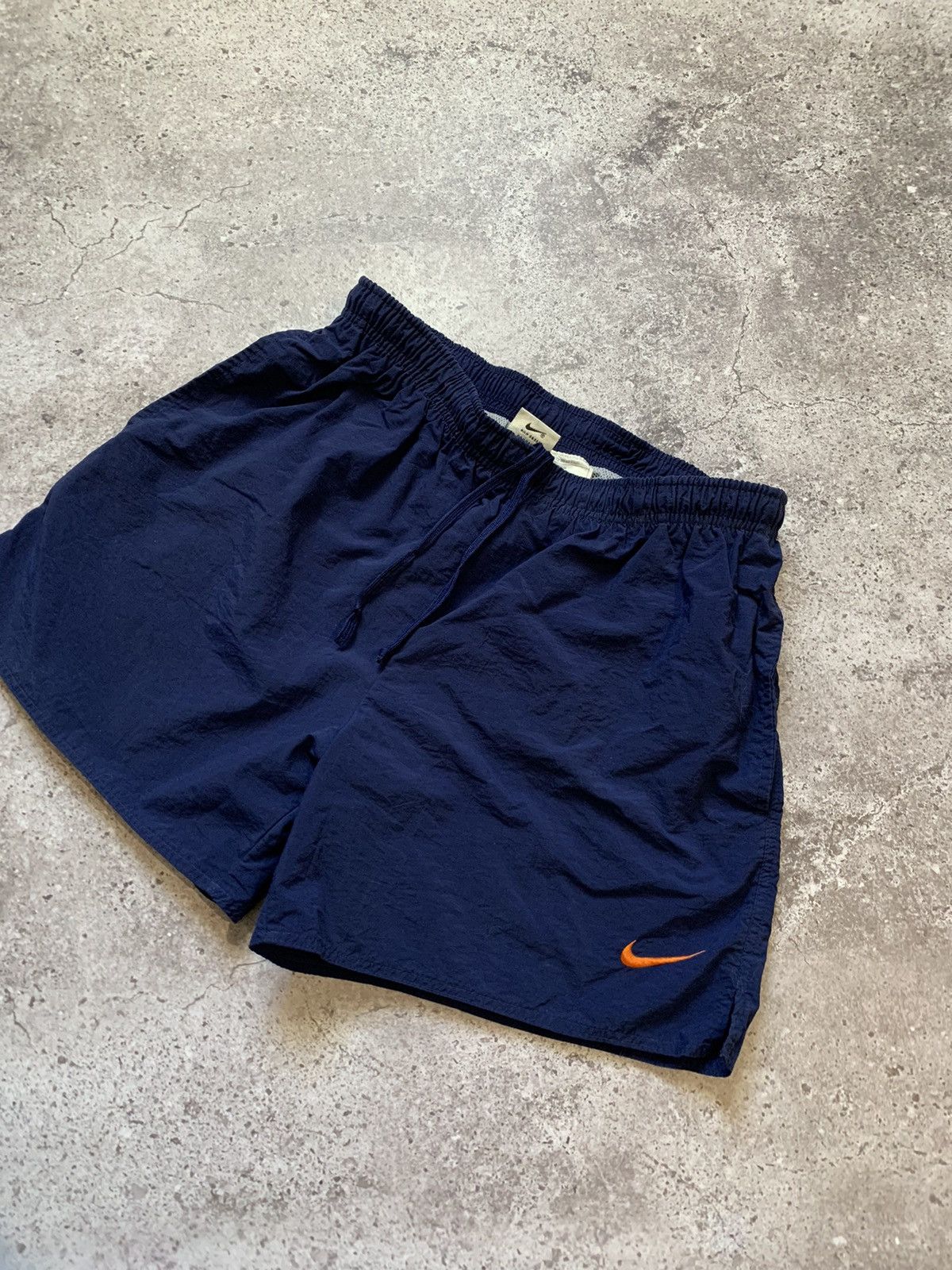 Nike × Vintage 00s Vintage Nike Big Logo Drill Shorts Rare Size US 26 / EU 42 - 5 Thumbnail