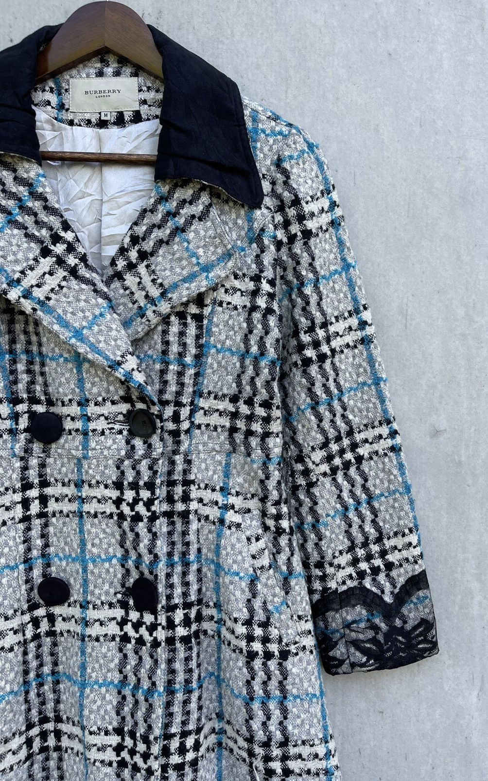 Burberry 🔥 BURBERRY LONDON WOMEN'S NOVA CHECK DOUBLE BREASTED COAT Size M / US 6-8 / IT 42-44 - 2 Thumbnail