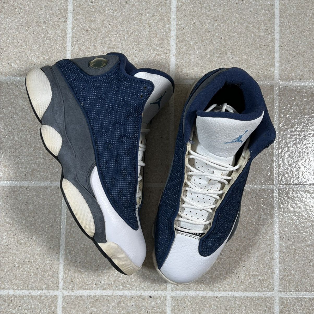 Jordan Brand Jordan Air Jordan 13 Retro Flint 2020 Navy White Grey Size US 9.5 / EU 42-43 - 2 Thumbnail