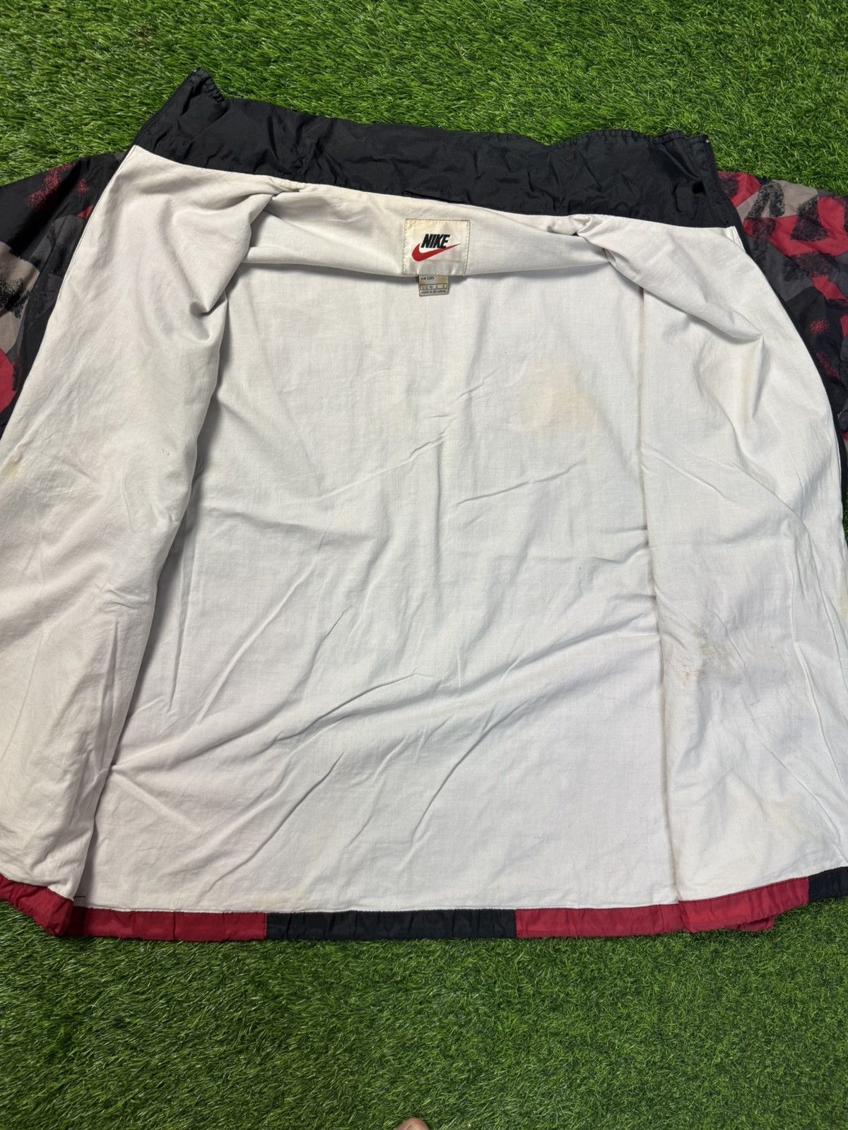 Nike × Vintage vintage NIKE big logo - windbreaker jacket Size US L / EU 52-54 / 3 - 13 Thumbnail