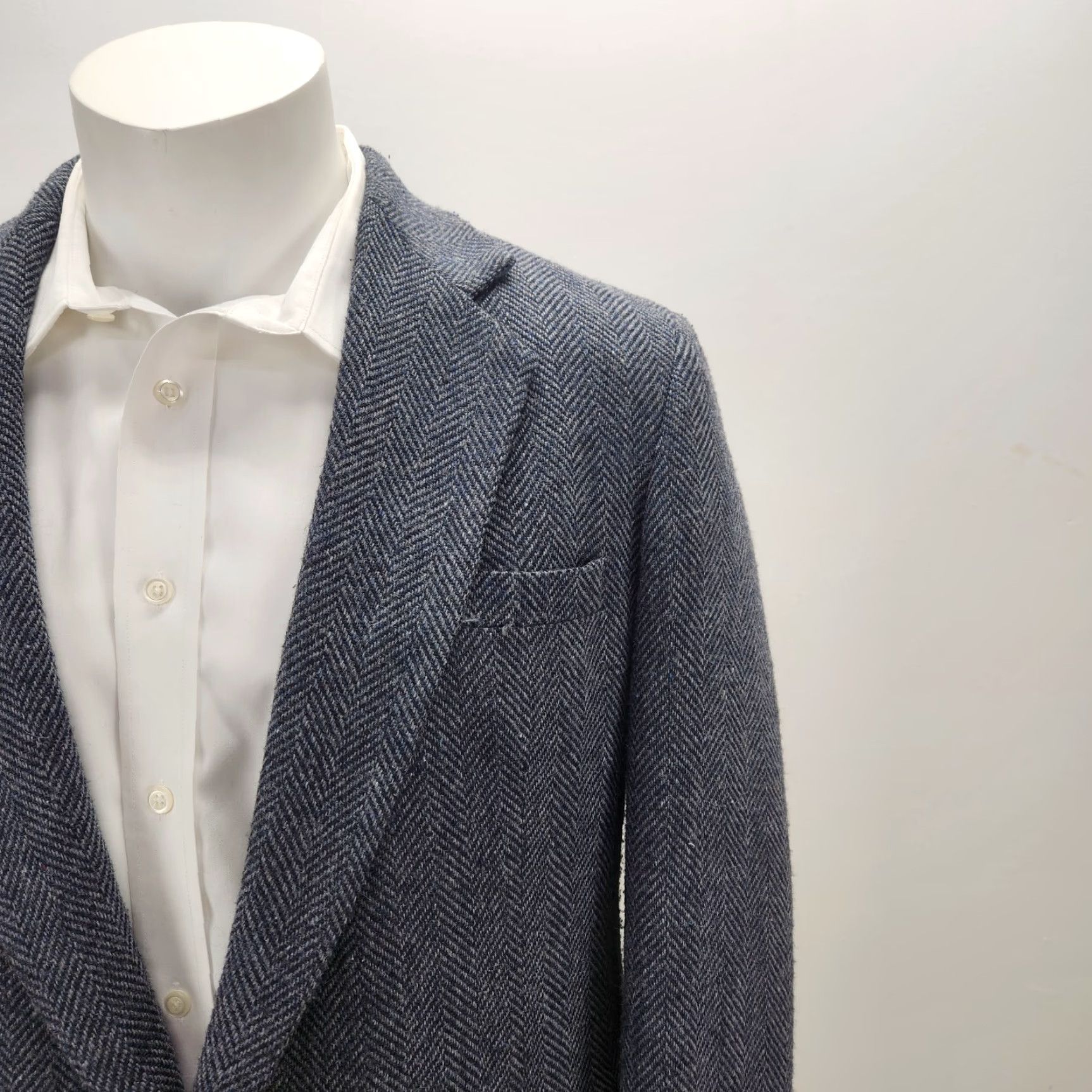 Vintage VINTAGE Hagger Blazer Men 44 Wool Blue Gray Herringbone Tweed 80s 90s Preppy Suit Jacket Size 44R - 2 Thumbnail