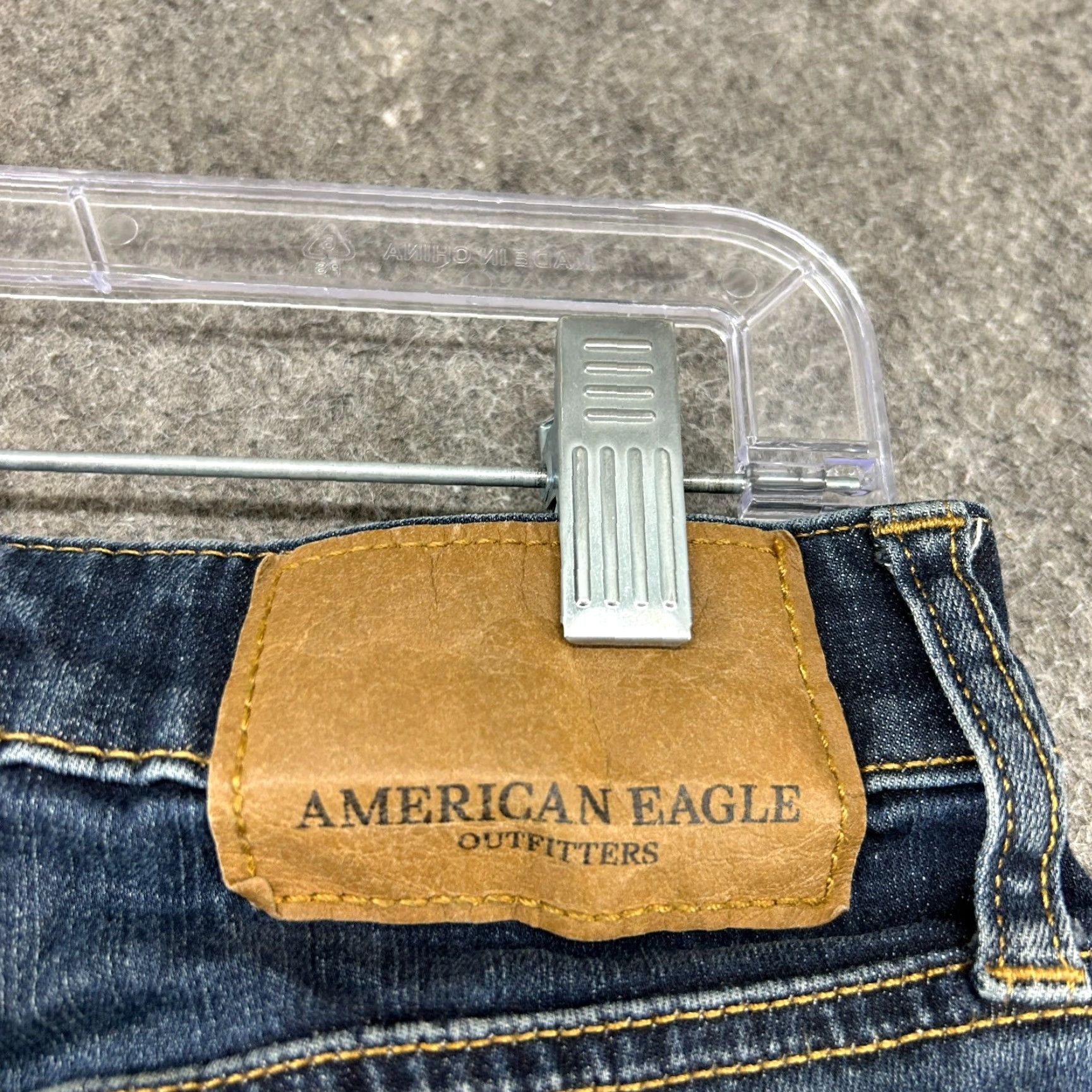 American Eagle Outfitters American Eagle Outfitters Jeans Men 28x30 Blue Skinny Distressed Dark Wash Denim Cotton 5-Pocket Stretch Size 28 Inseam 30 Regular Modern Vintage: No Size US 28 / EU 44 - 2 Thumbnail