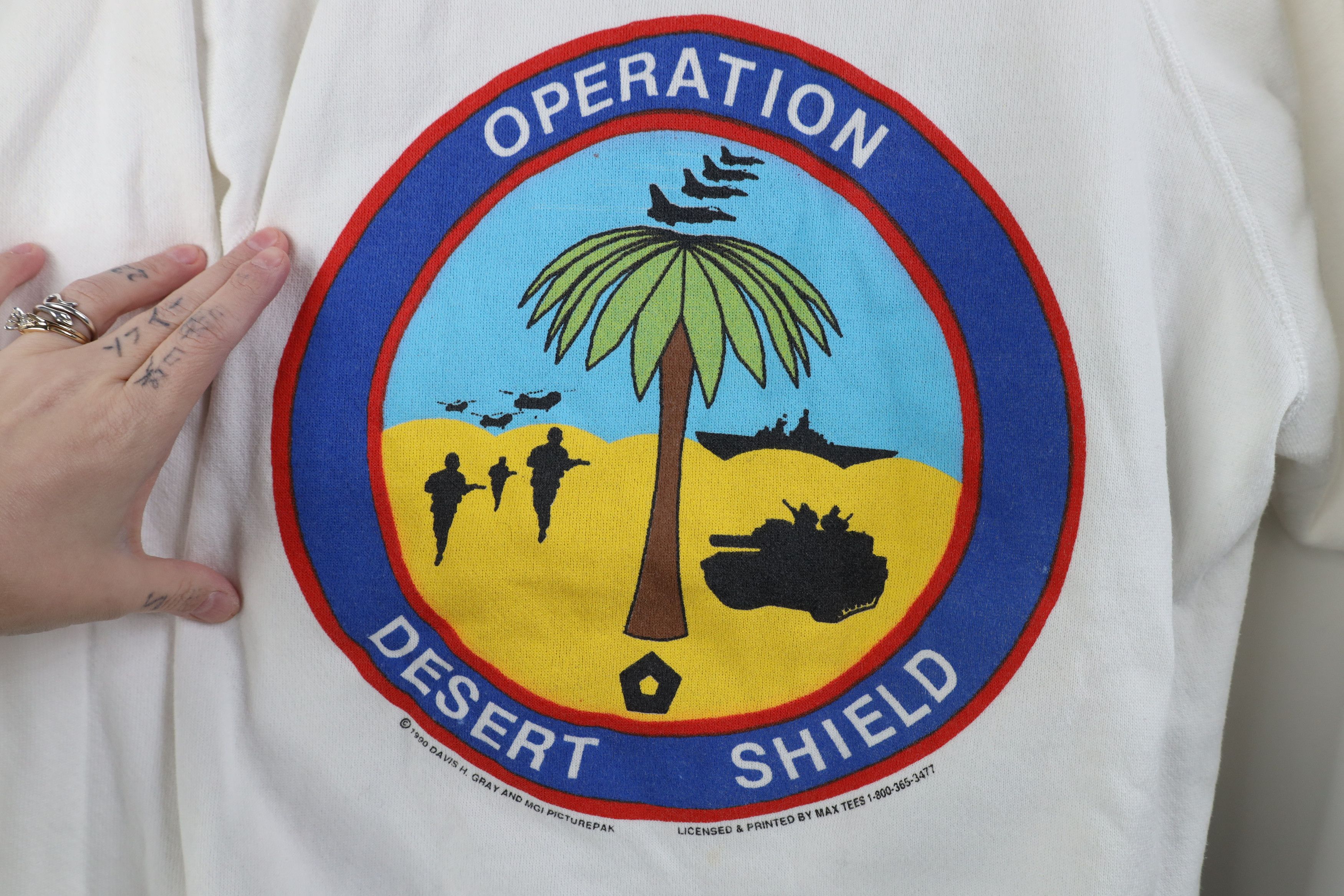 Vintage Vintage 90s Desert Shield Military Crewneck Sweatshirt USA Size US M / EU 48-50 / 2 - 4 Thumbnail