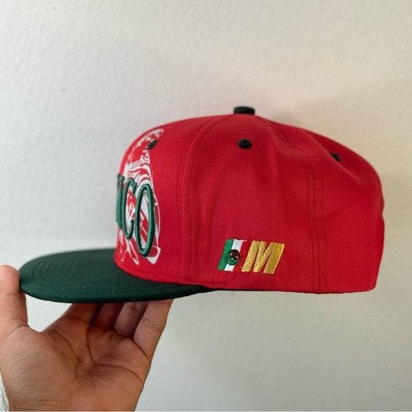 Designer NEW QUE VIVA MEXICO RED/GREEN FLAT BILL SNAPBACK Size ONE SIZE - 7 Thumbnail