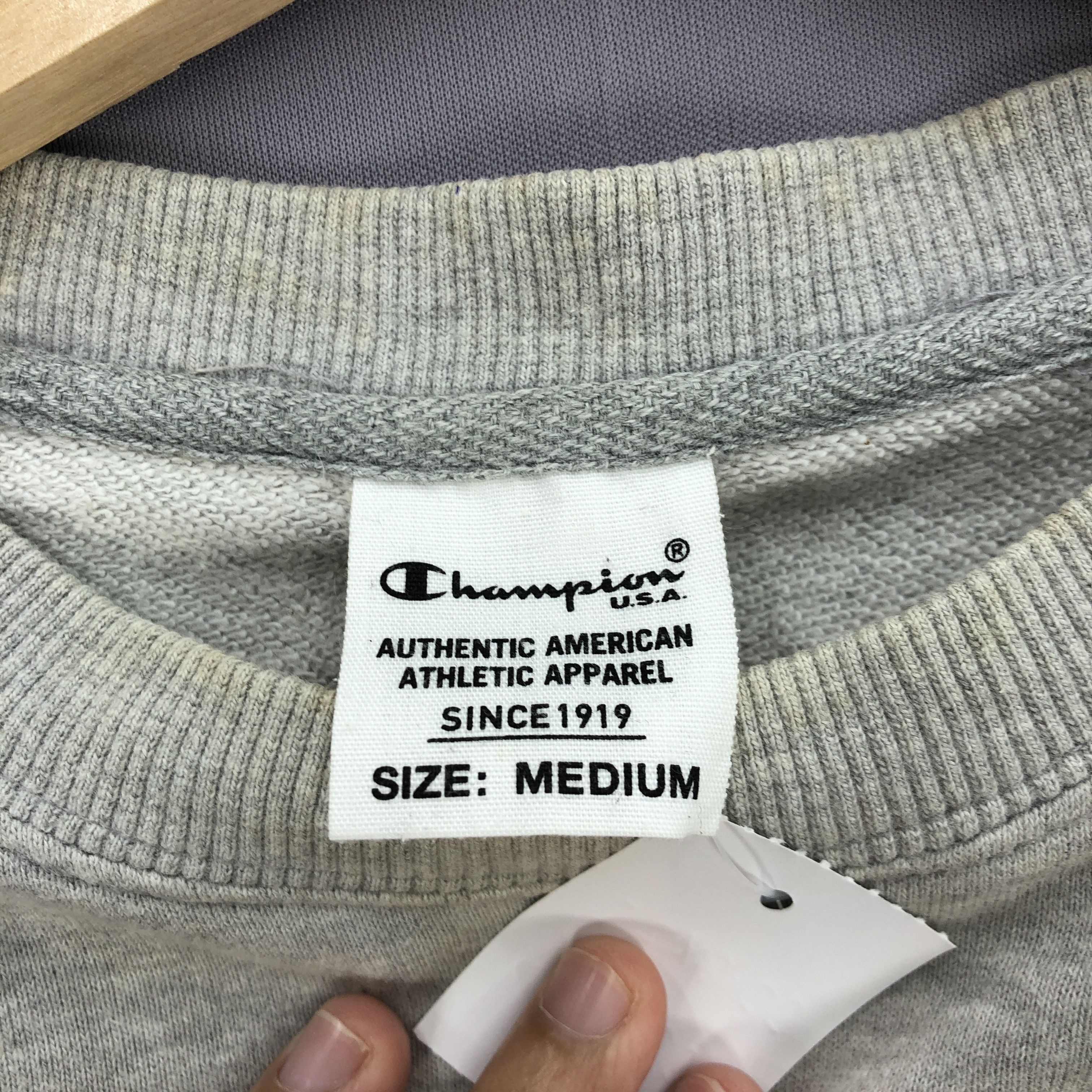 Champion Vintage Champion Sweatshirt Champion Sweater Champion Jumper Size US L / EU 52-54 / 3 - 4 Thumbnail