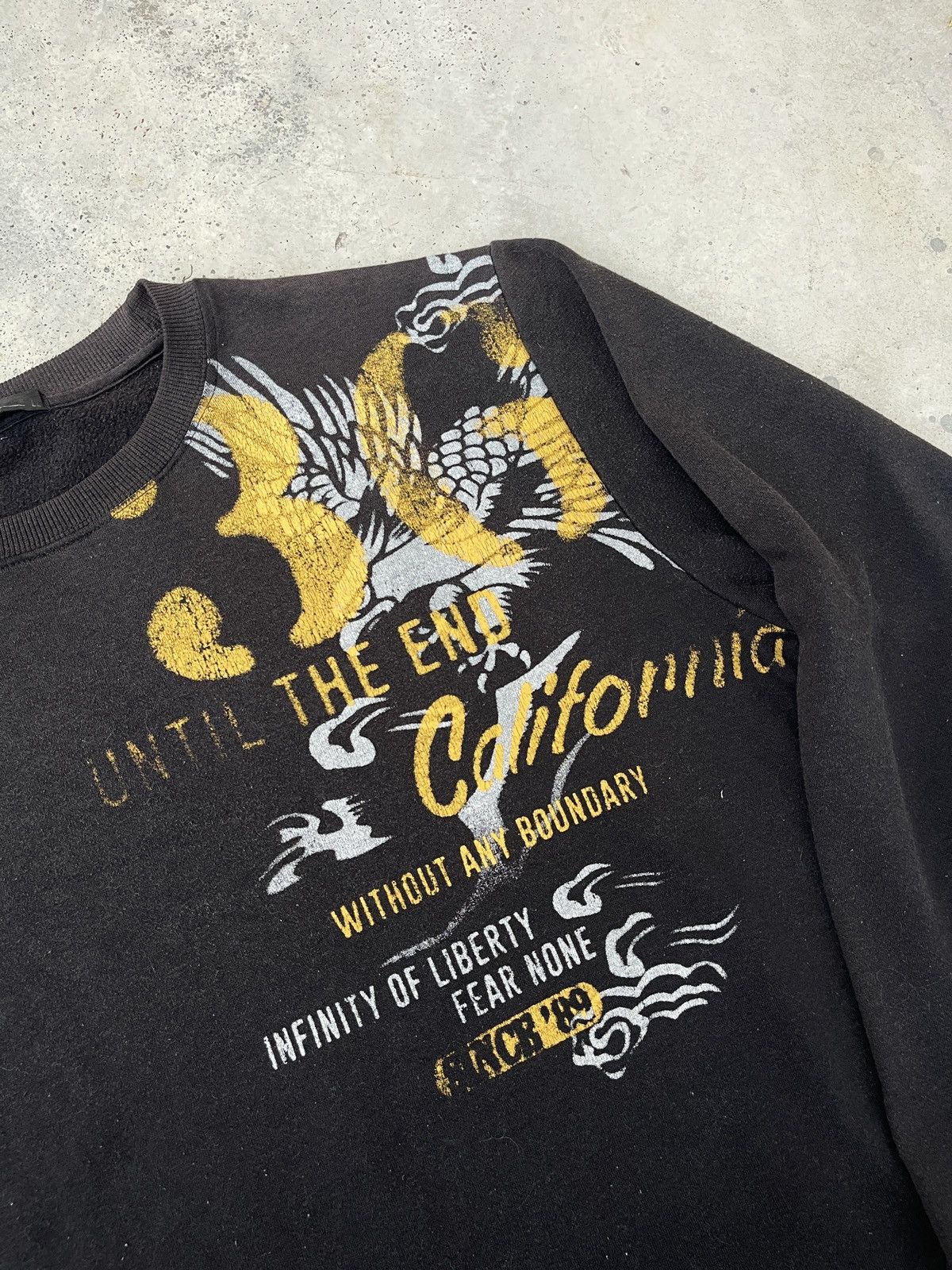 Affliction × Japanese Brand × Vintage Japanese Poem Sukajan Phoenix Bird Pullover Sweatshirt Size US L / EU 52-54 / 3 - 5 Thumbnail
