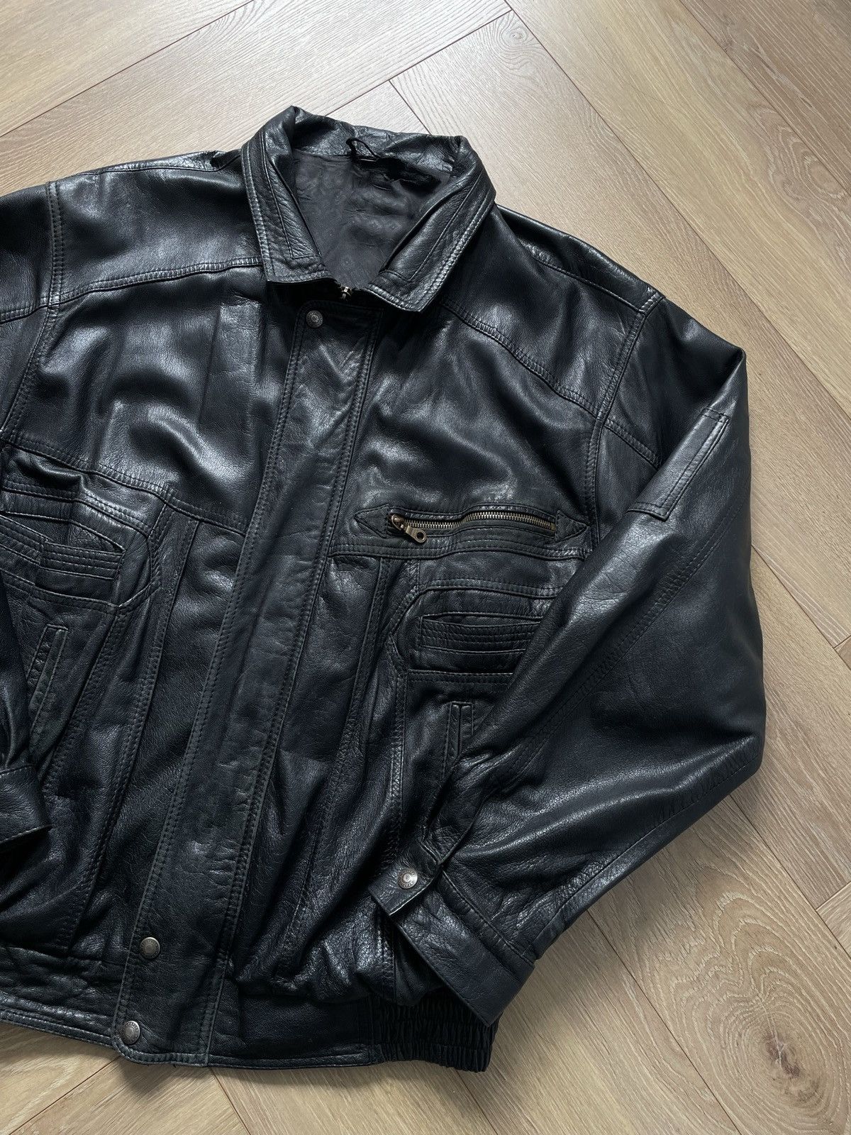 Vintage Vintage Y2k Black Real Leather Zip Bomber Jacket Avant Garde Size US XL / EU 56 / 4 - 4 Thumbnail