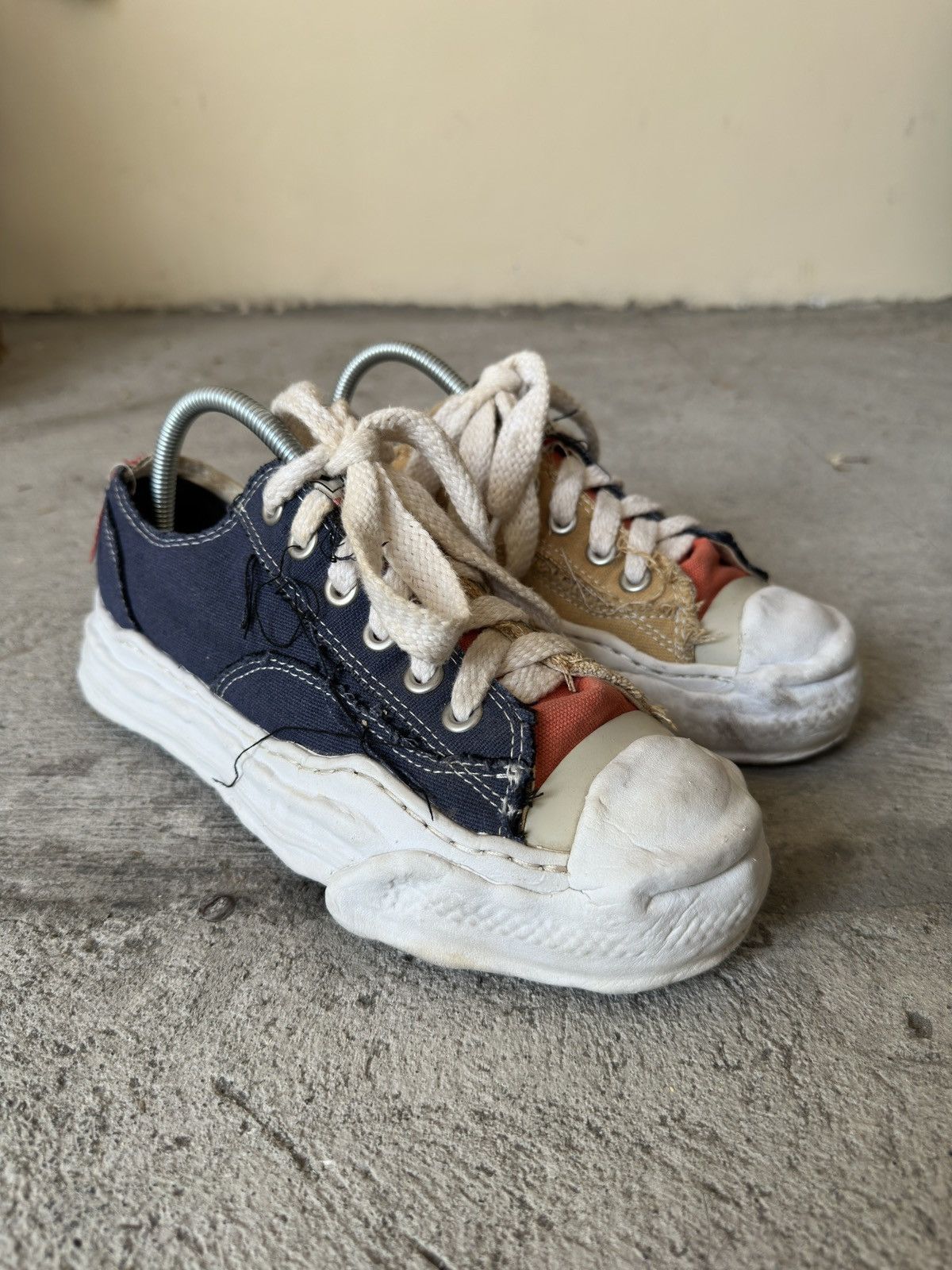 Maison MIHARA YASUHIRO Maison Mihara Yasuhiro Hank tricolor OG sole OG sole canvas Size US 6.5 / EU 39-40 - 1 Thumbnail