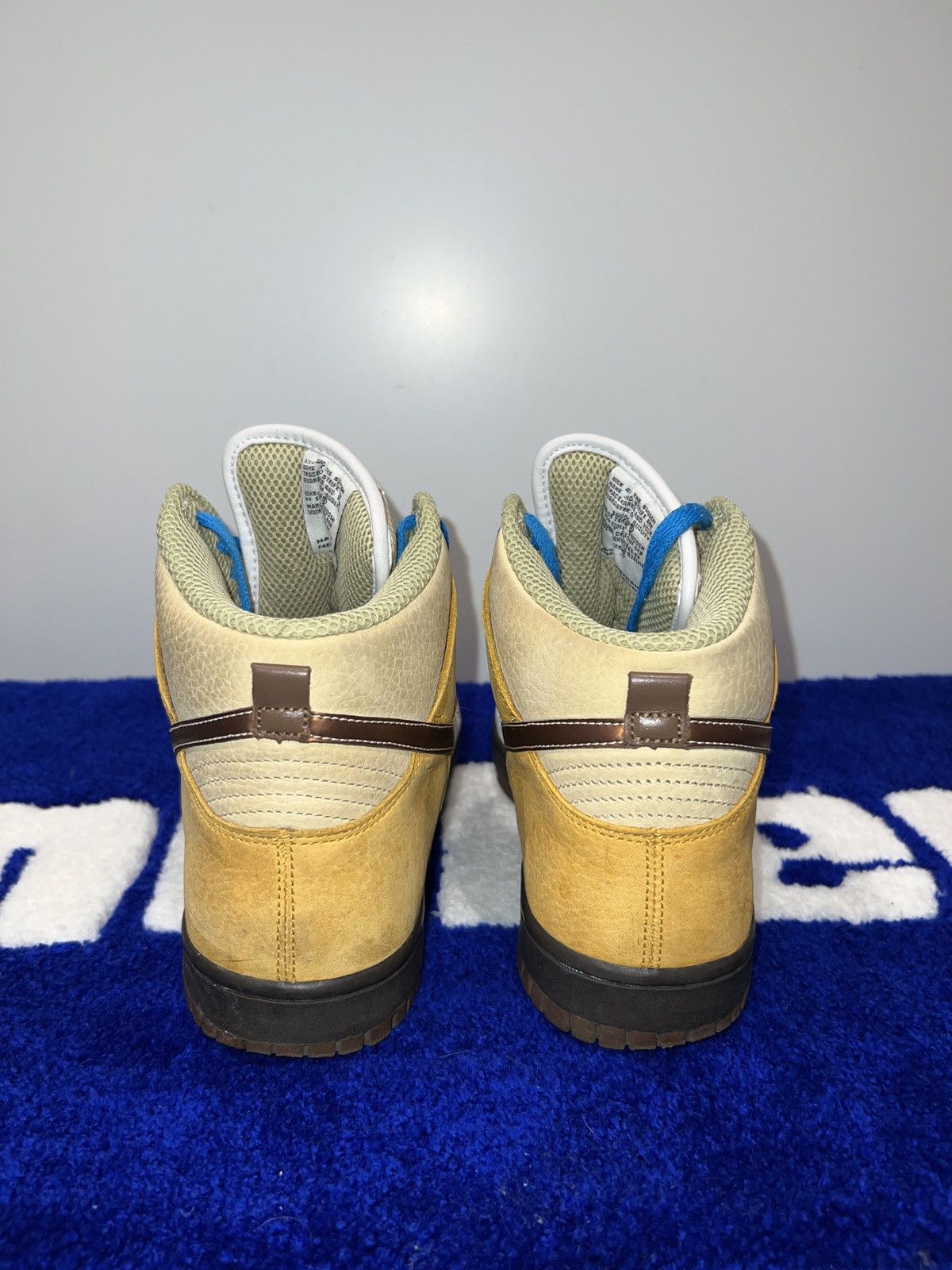 Nike × Vintage Nike Dunk High Premium Vegas Gold 2006 Size US 10 / EU 43 - 4 Thumbnail