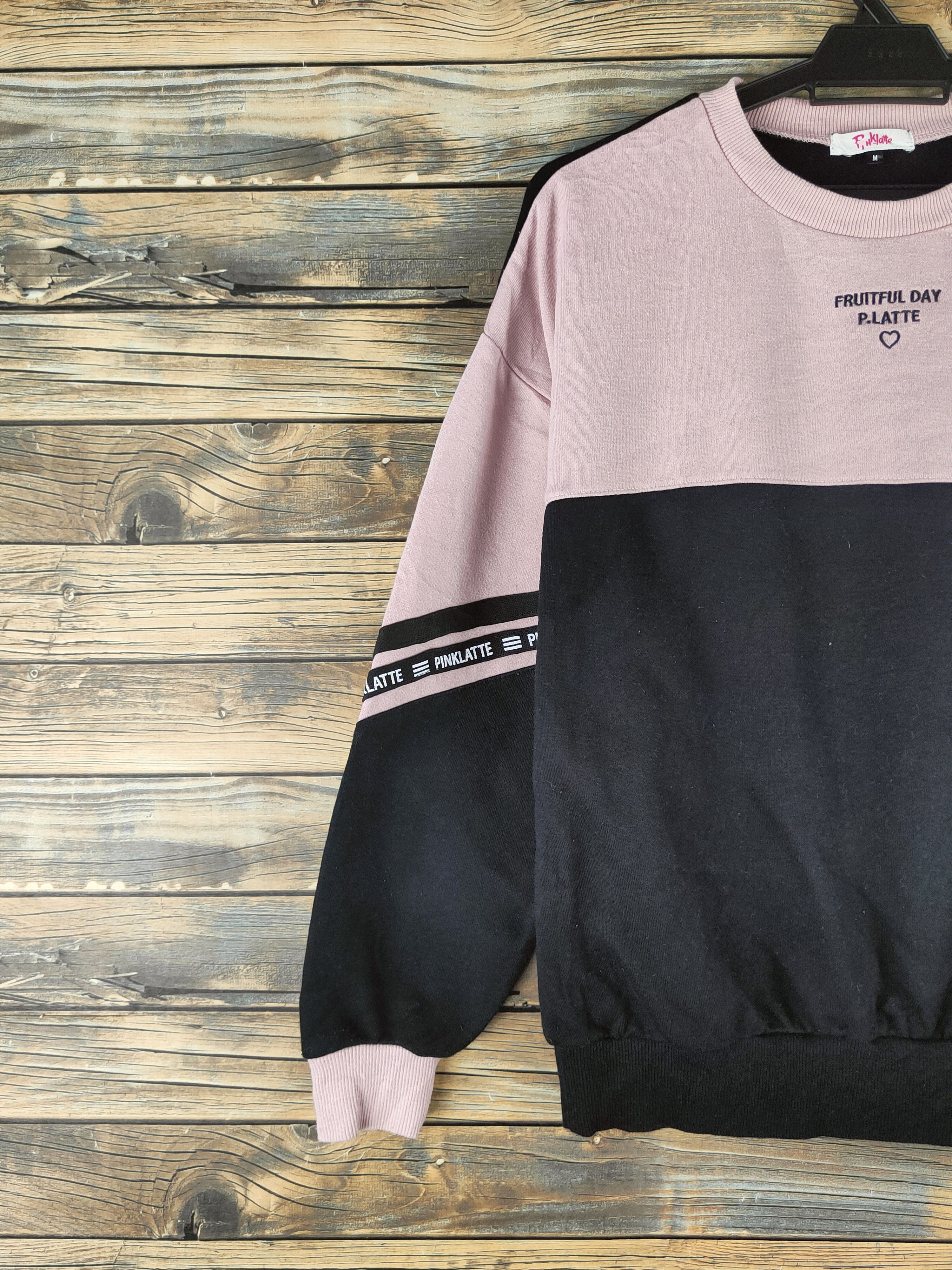 Japanese Brand VINTAGE Pinklatte Black Pink Sweatshirts Size M / US 6-8 / IT 42-44 - 3 Thumbnail