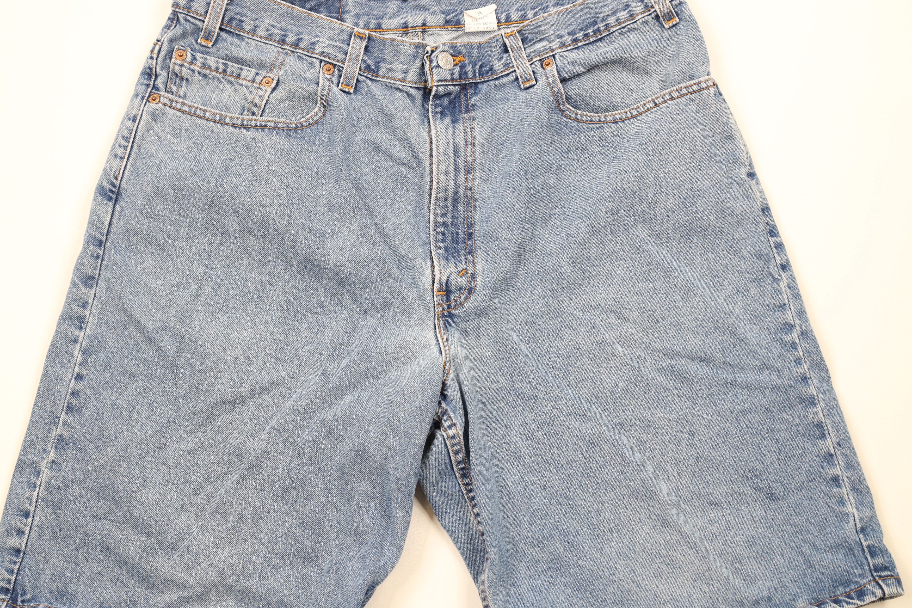 Levi's × Vintage Vintage Y2K 2000 Levis 560 Loose Fit Denim Shorts Jorts USA Size US 38 / EU 54 - 3 Thumbnail