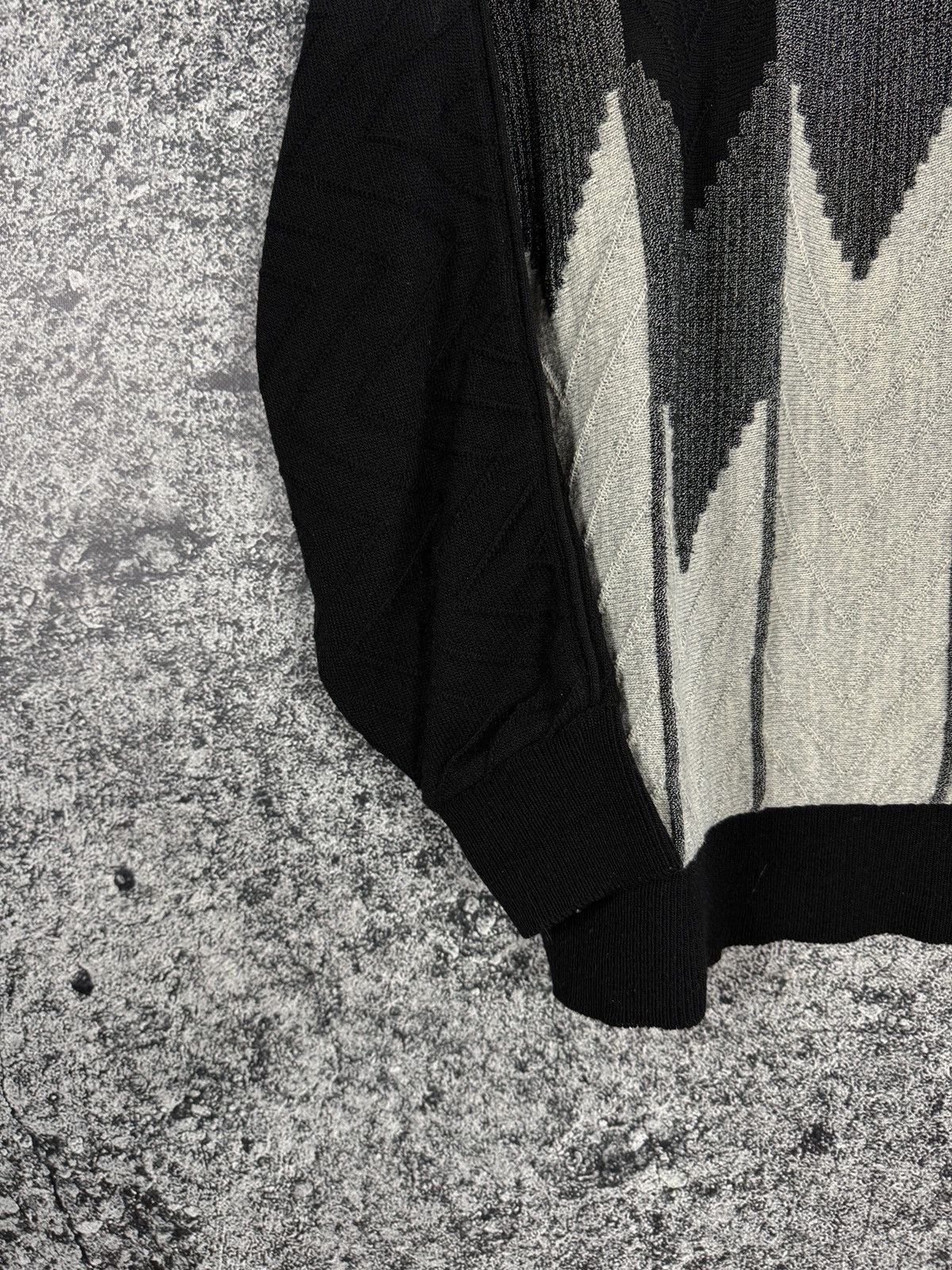Carlo Colucci Carlo Colucci Personality 3D Vintage Wool Sweater Size 54 Size US XL / EU 56 / 4 - 4 Thumbnail