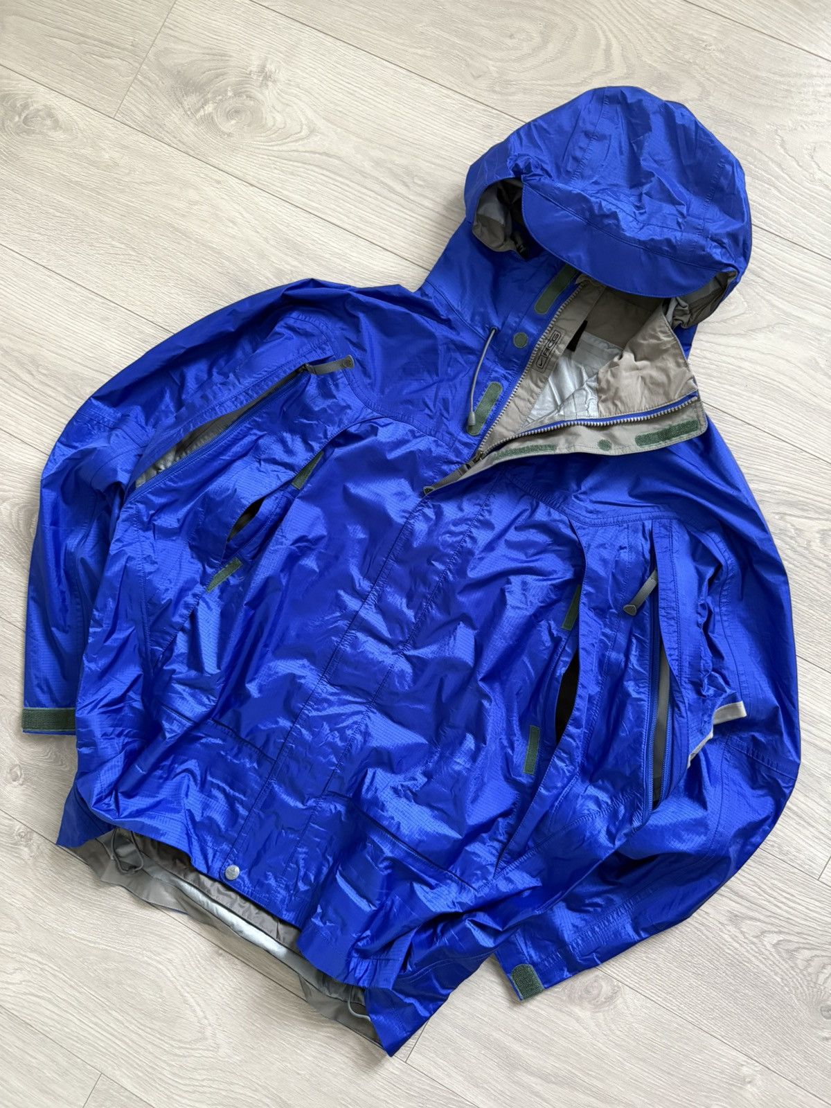 Nike ACG Nike ACG 00s Storm Fit Technical Waterproof Panelled Jacket Size US XXL / EU 58 / 5 - 2 Thumbnail