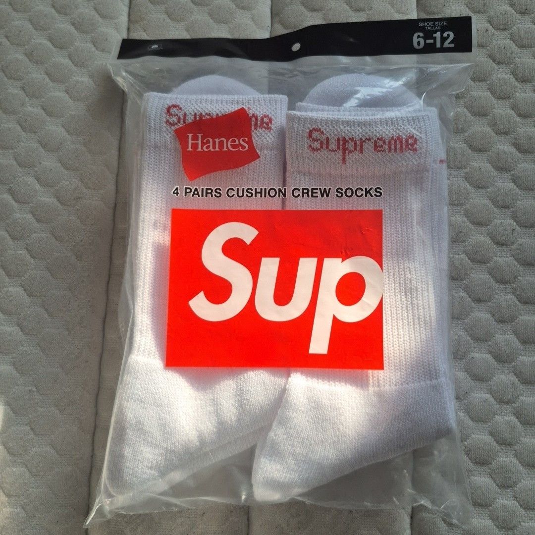 Supreme Hanes Socks (4 Pack)