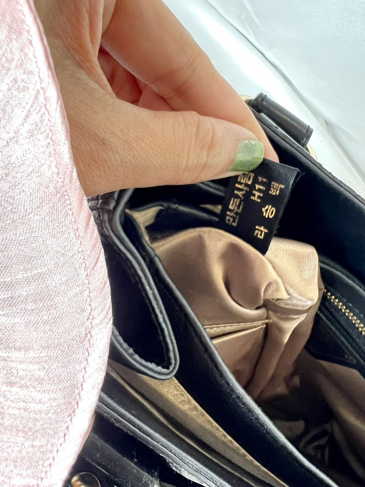 Balenciaga Balenciaga Quilted Patent Leather Tote – Black Size ONE SIZE - 14 Thumbnail