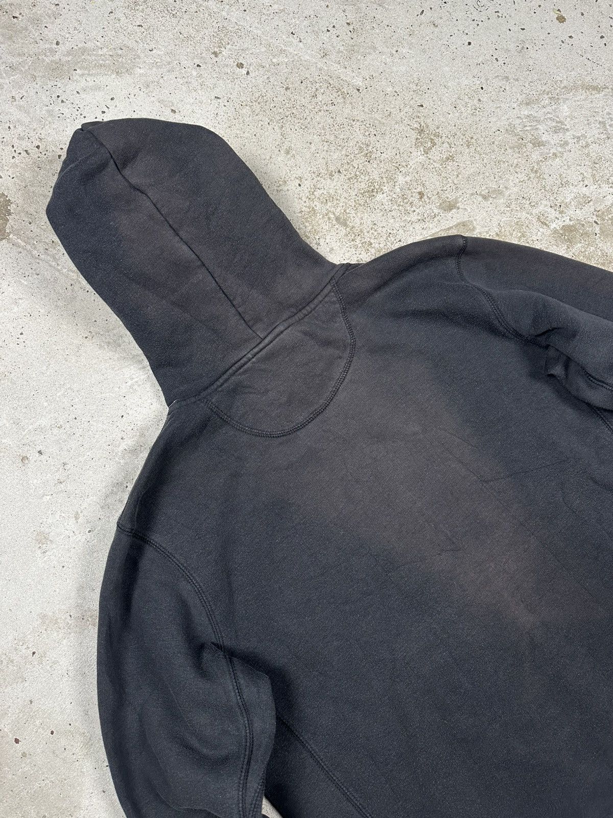 Nike × Vintage Vintage Y2K Nike Faded Black Small Swoosh Hoodie Size US M / EU 48-50 / 2 - 10 Thumbnail