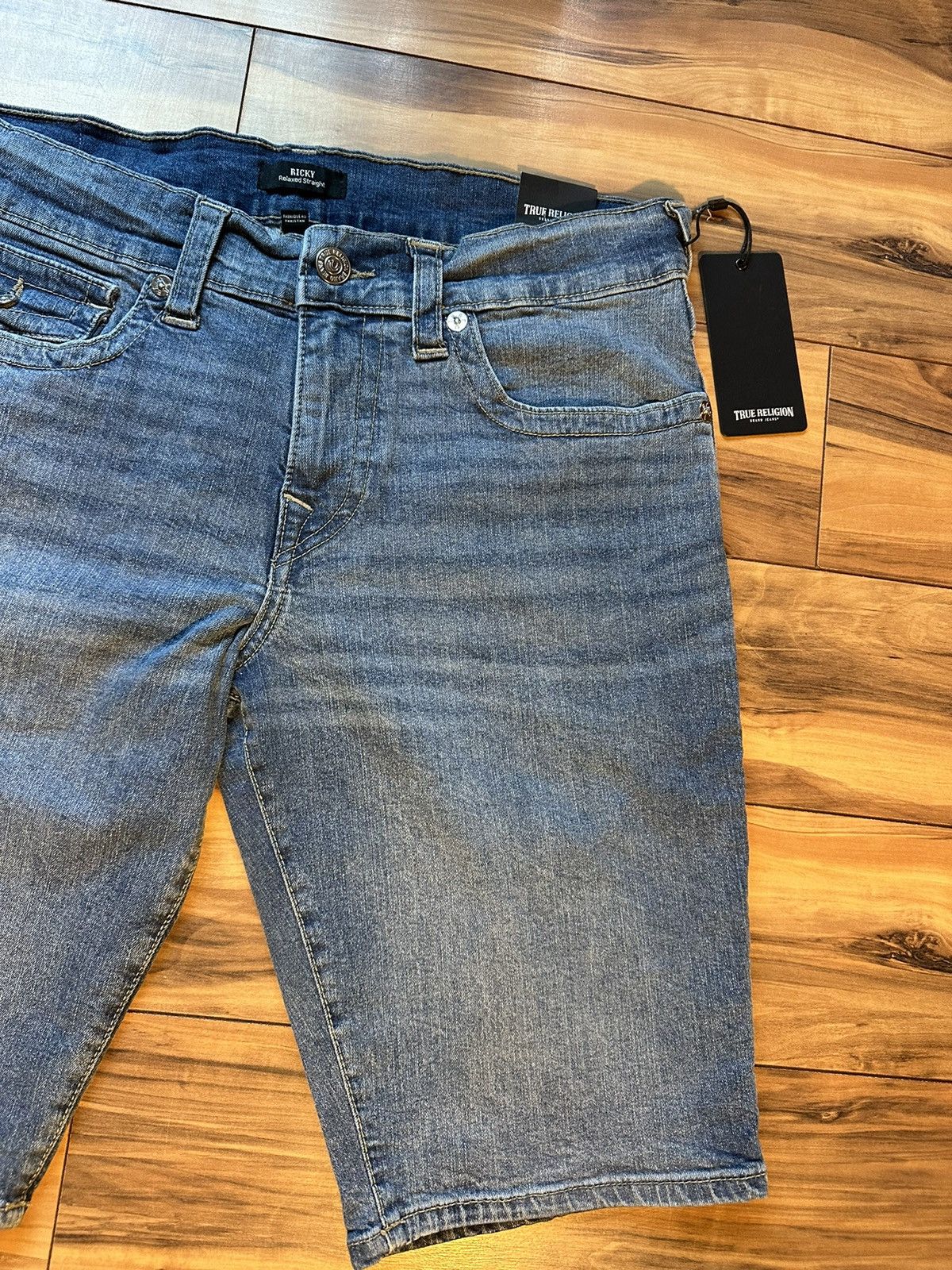 True Religion Brand new True Religion shorts Size US 32 / EU 48 - 3 Thumbnail