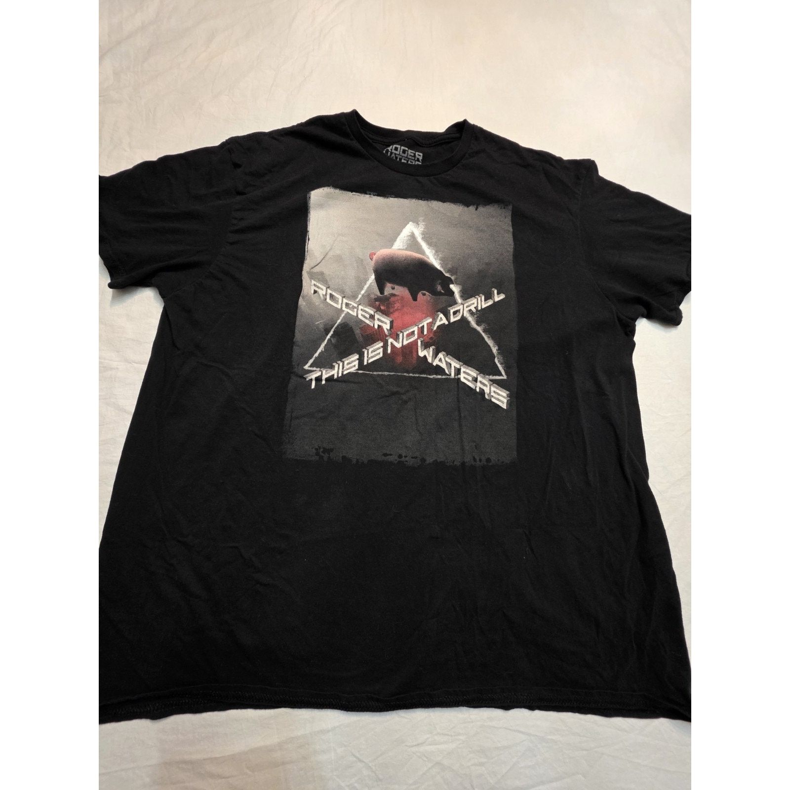 Other Roger Waters Men's Size 2XL 2022 Size US XXL / EU 58 / 5 - 1 Thumbnail