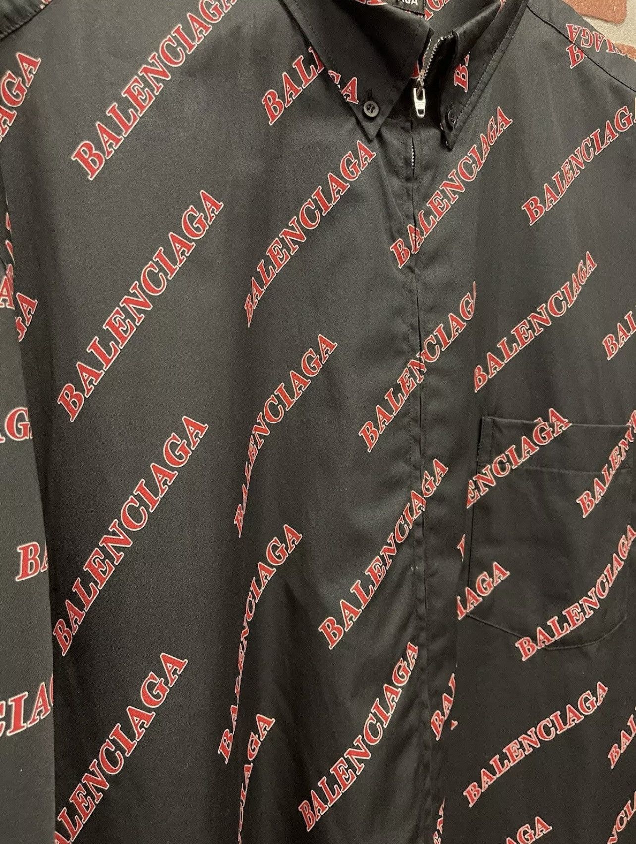Balenciaga Size L - Balenciaga Black & Red Sporty Allover Logo Oversize Size US L / EU 52-54 / 3 - 7 Thumbnail