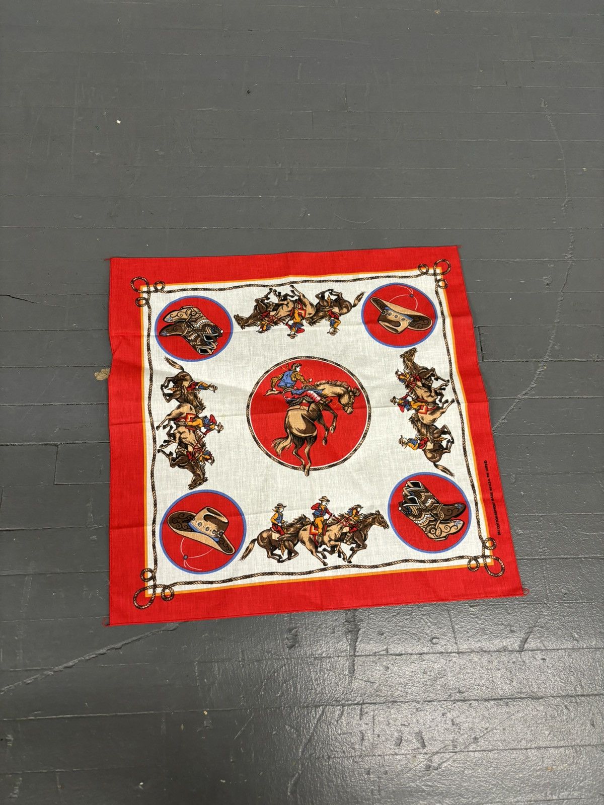Vintage Vintage 90s American pride bulldog bandanna Size ONE SIZE - 2 Thumbnail