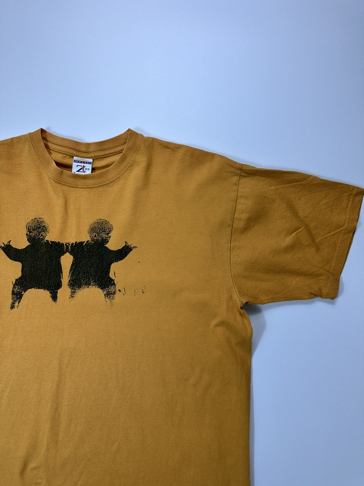 Vintage Vintage 2 Childrens Logo Y2K Band Tees Size US L / EU 52-54 / 3 - 5 Thumbnail