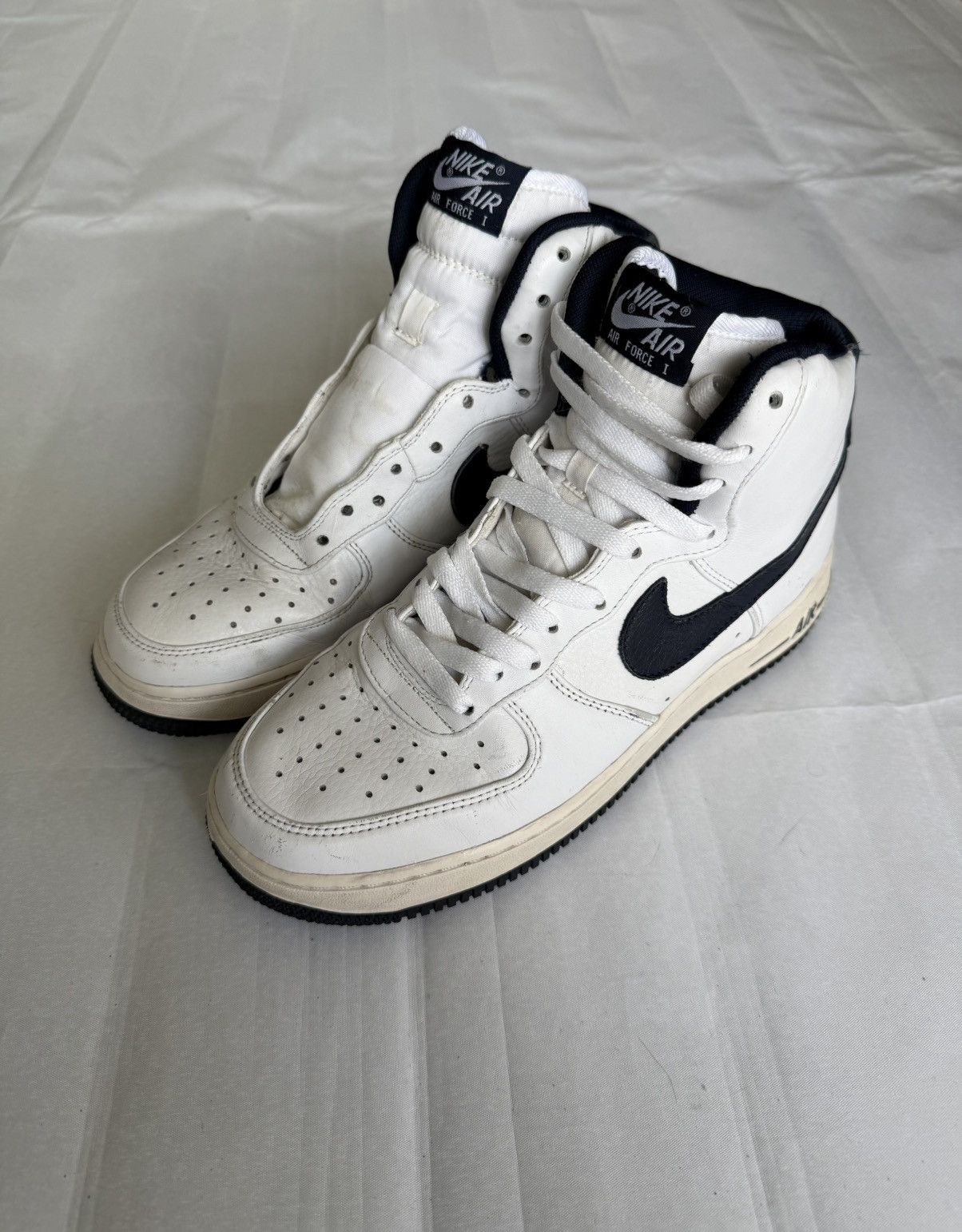 2010 Nike Air Force High Premium Leather sneakers